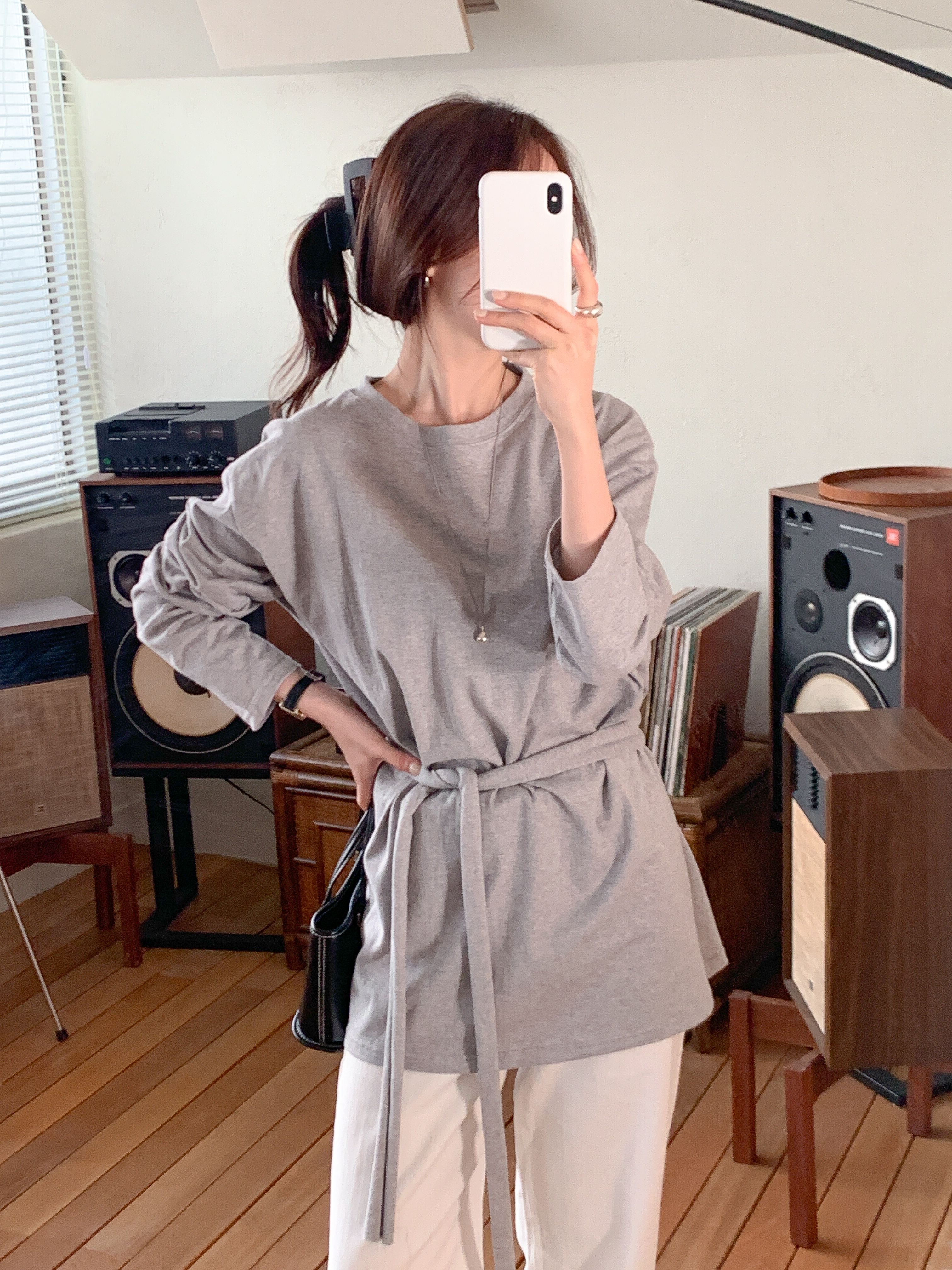 コットンストラップラウンドネックオーバーサイズボクシーロングルーズ長袖無地Tシャツ | 詳細画像7