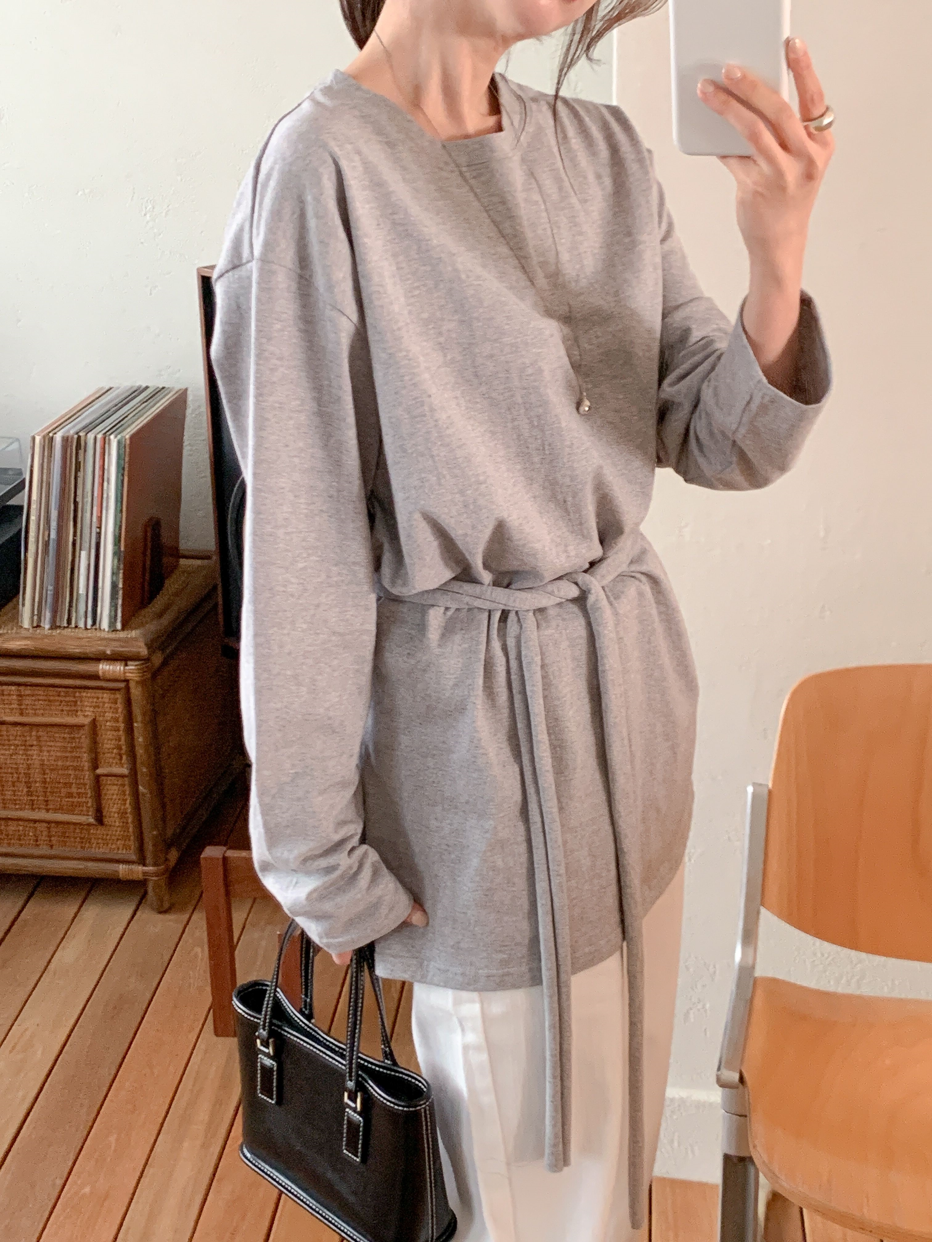 コットンストラップラウンドネックオーバーサイズボクシーロングルーズ長袖無地Tシャツ | 詳細画像15