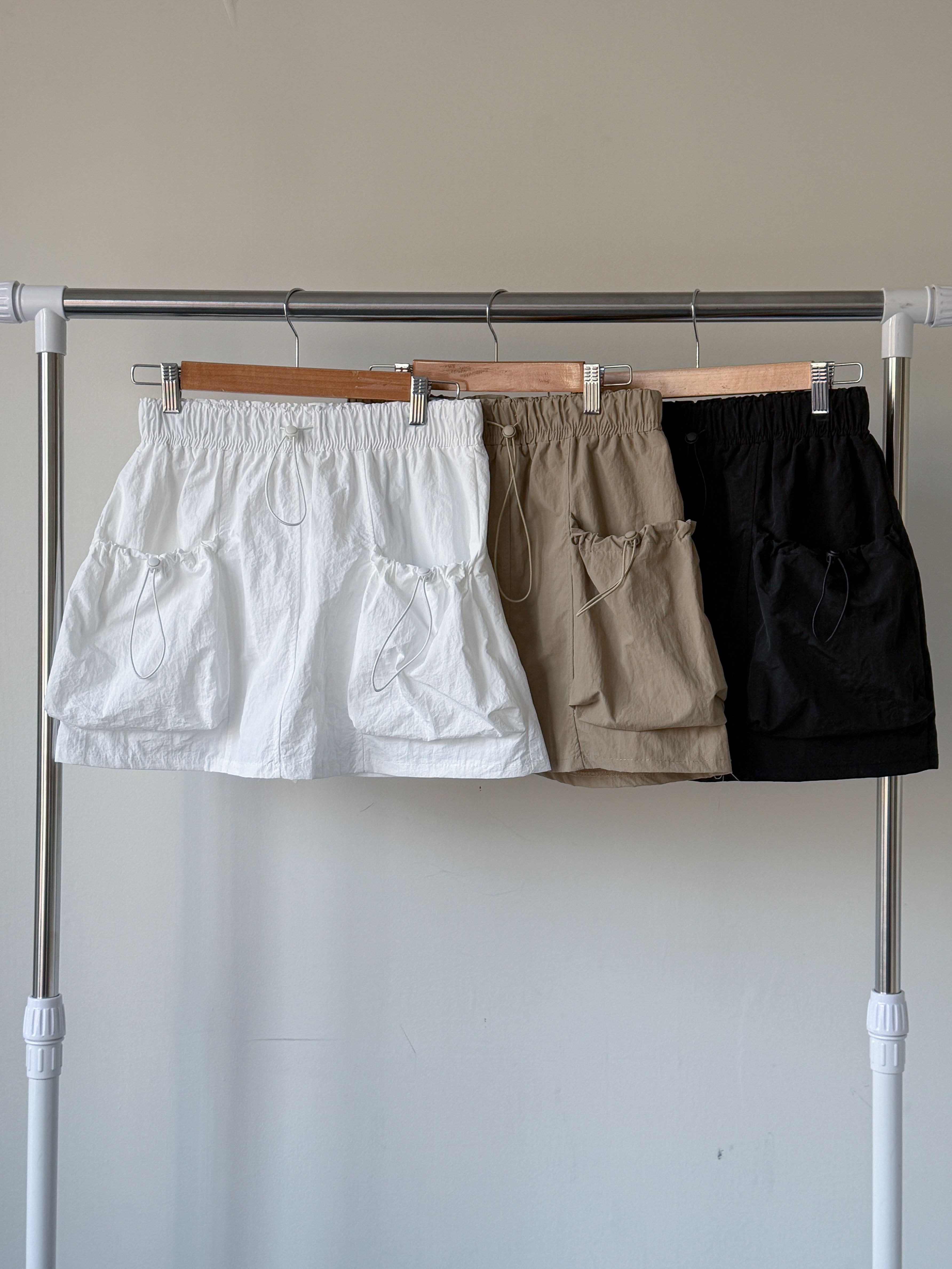 シャーリングラインウエストゴムドローコードアウトポケットミニ無地スカート | 詳細画像23