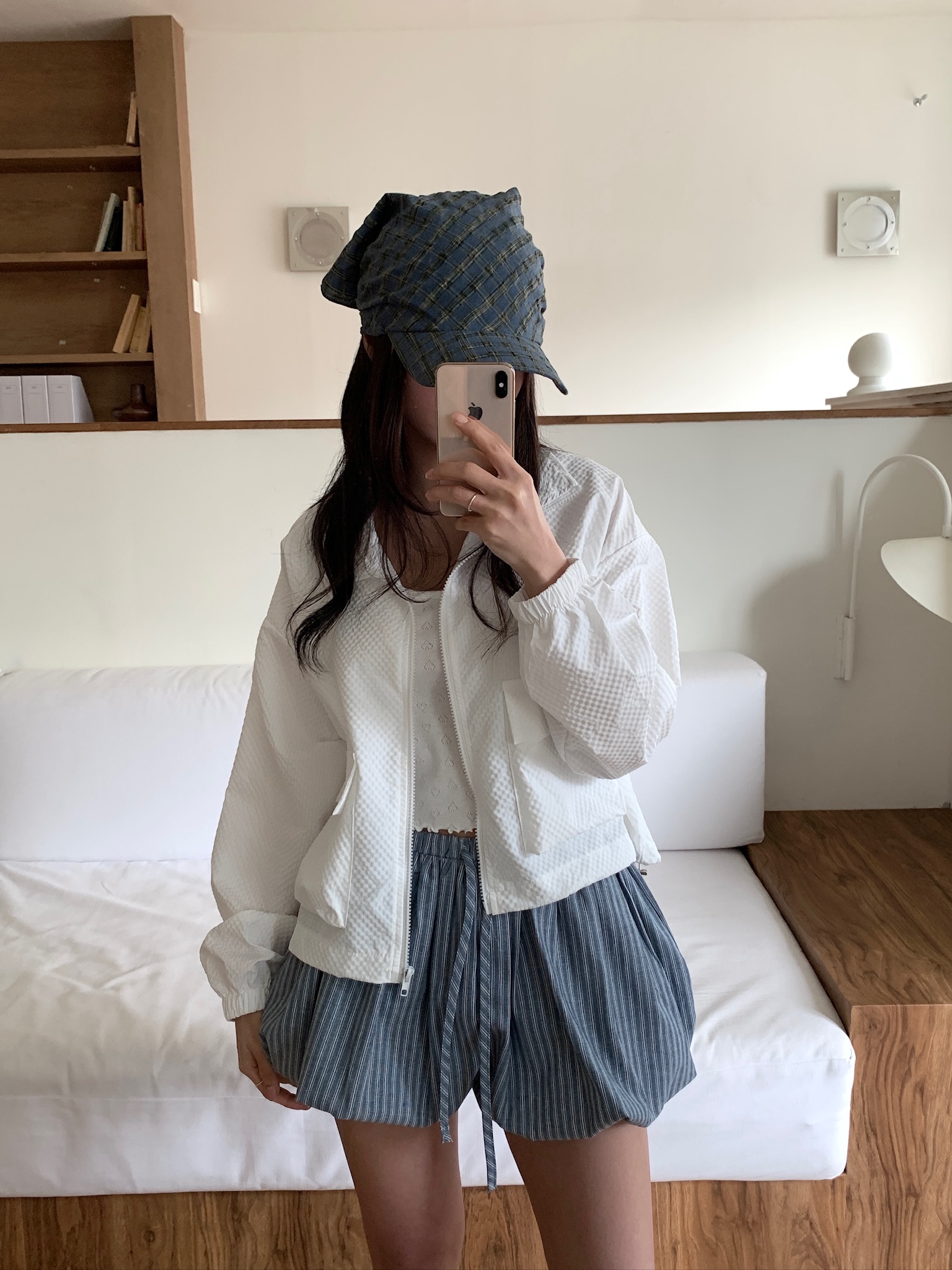 ナイロンジップアップクロップドルーズ長袖フラップポケットエンボスジャンパー | 詳細画像3