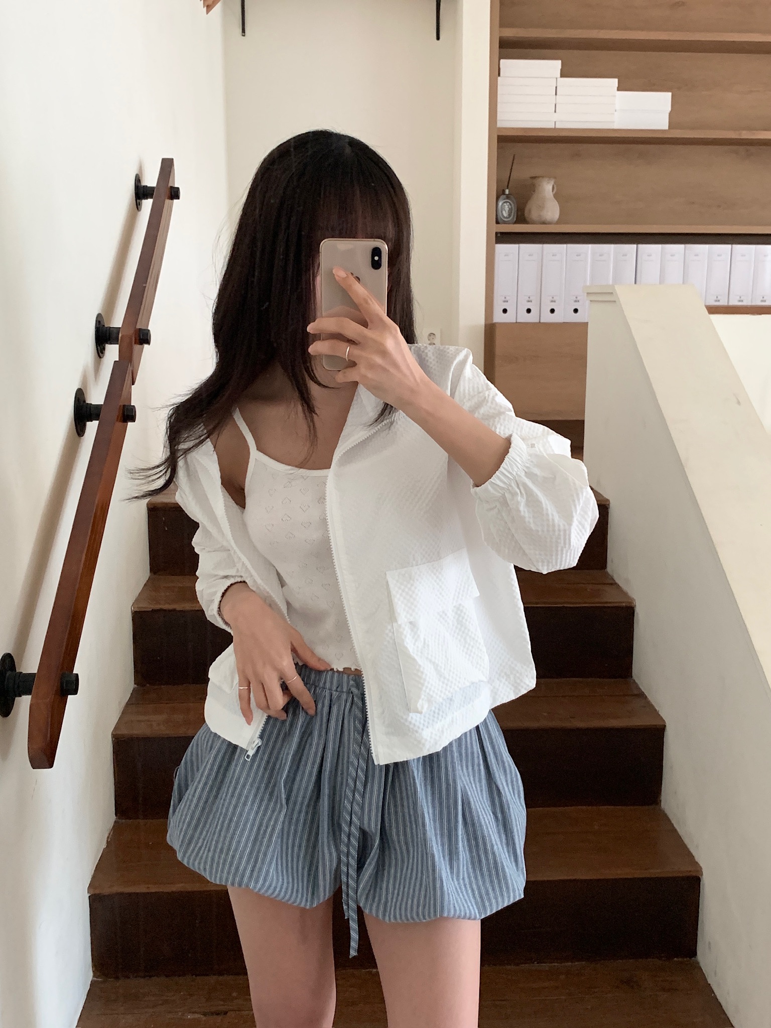 ナイロンジップアップクロップドルーズ長袖フラップポケットエンボスジャンパー | 詳細画像7