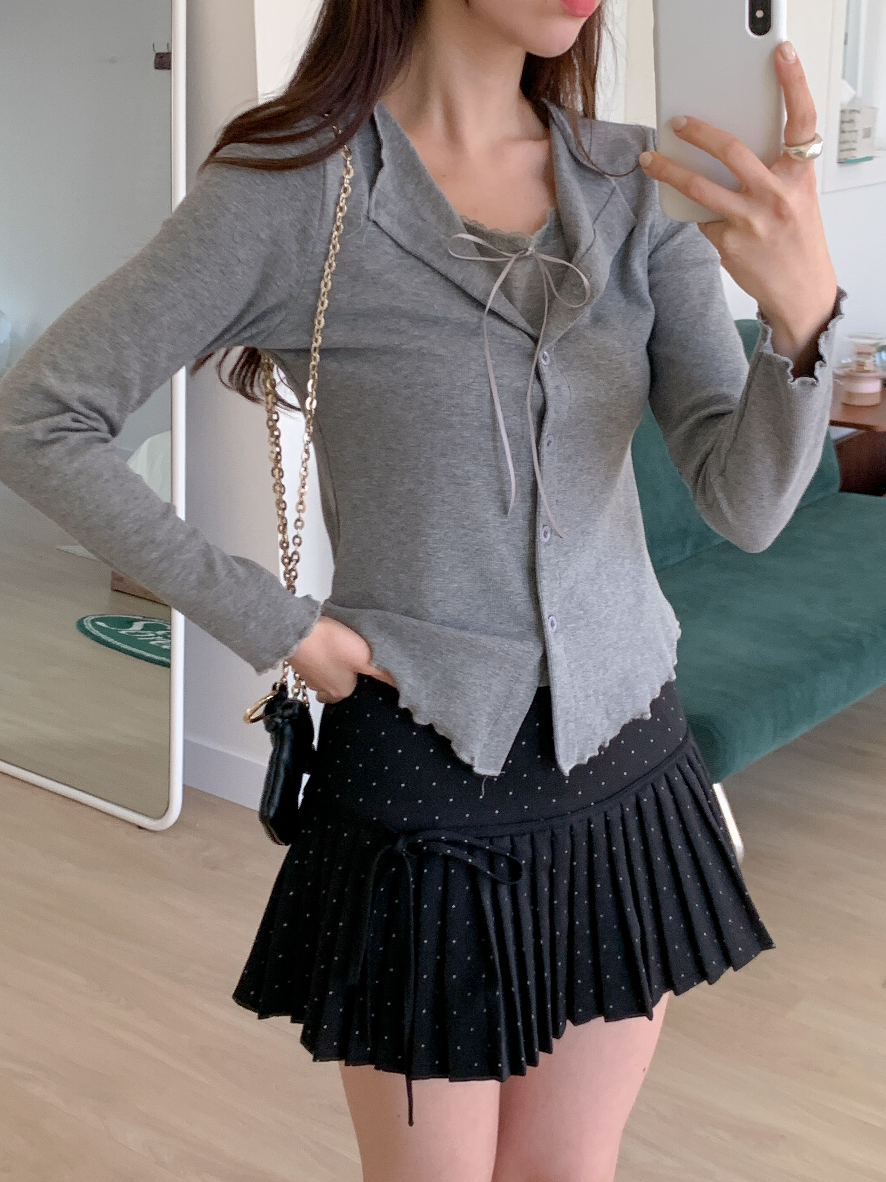 リブレースコンビリボンボタンカラーメロウレイヤード風長袖セミクロップド無地Tシャツ | 詳細画像2