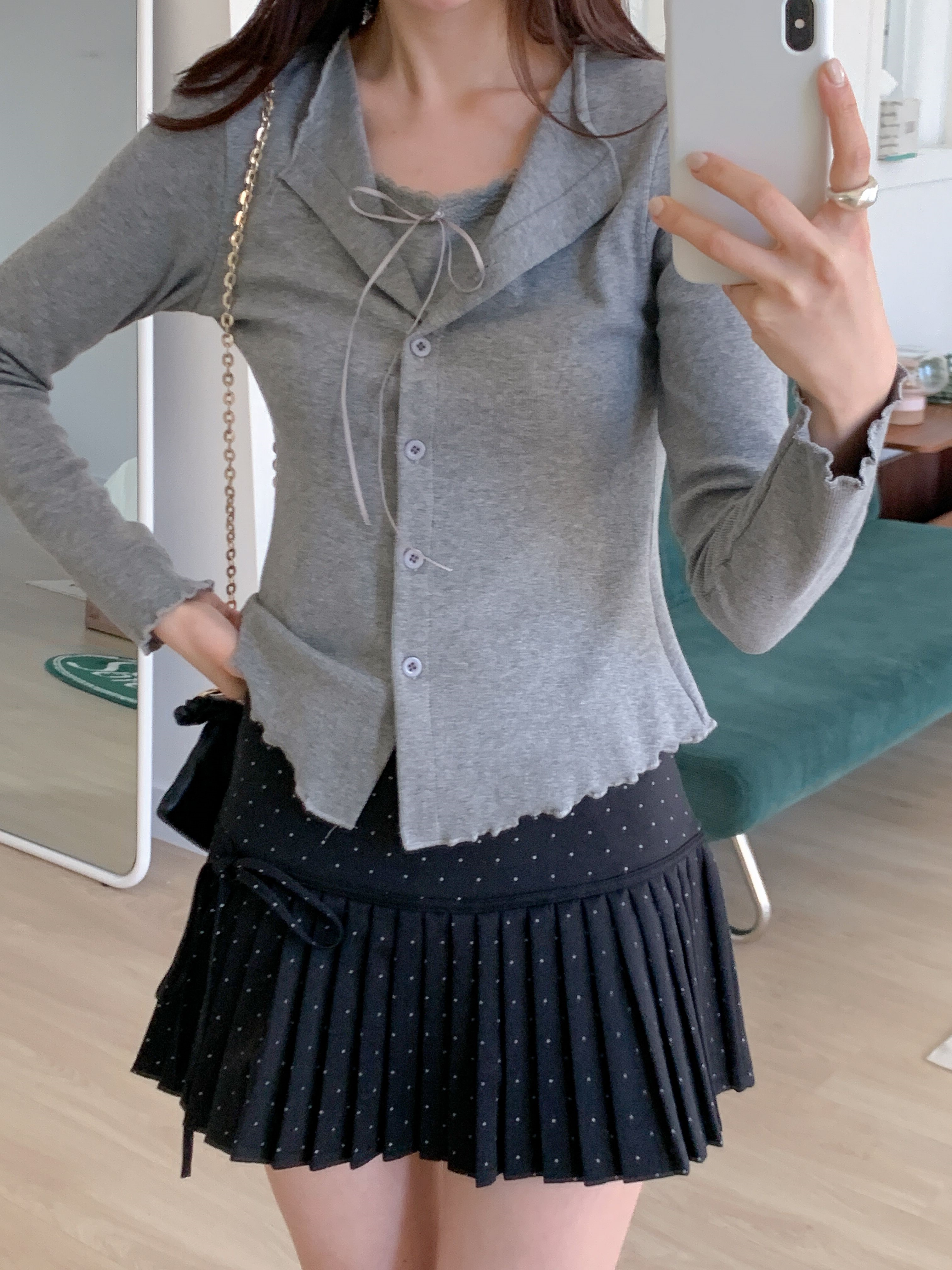 リブレースコンビリボンボタンカラーメロウレイヤード風長袖セミクロップド無地Tシャツ | 詳細画像10