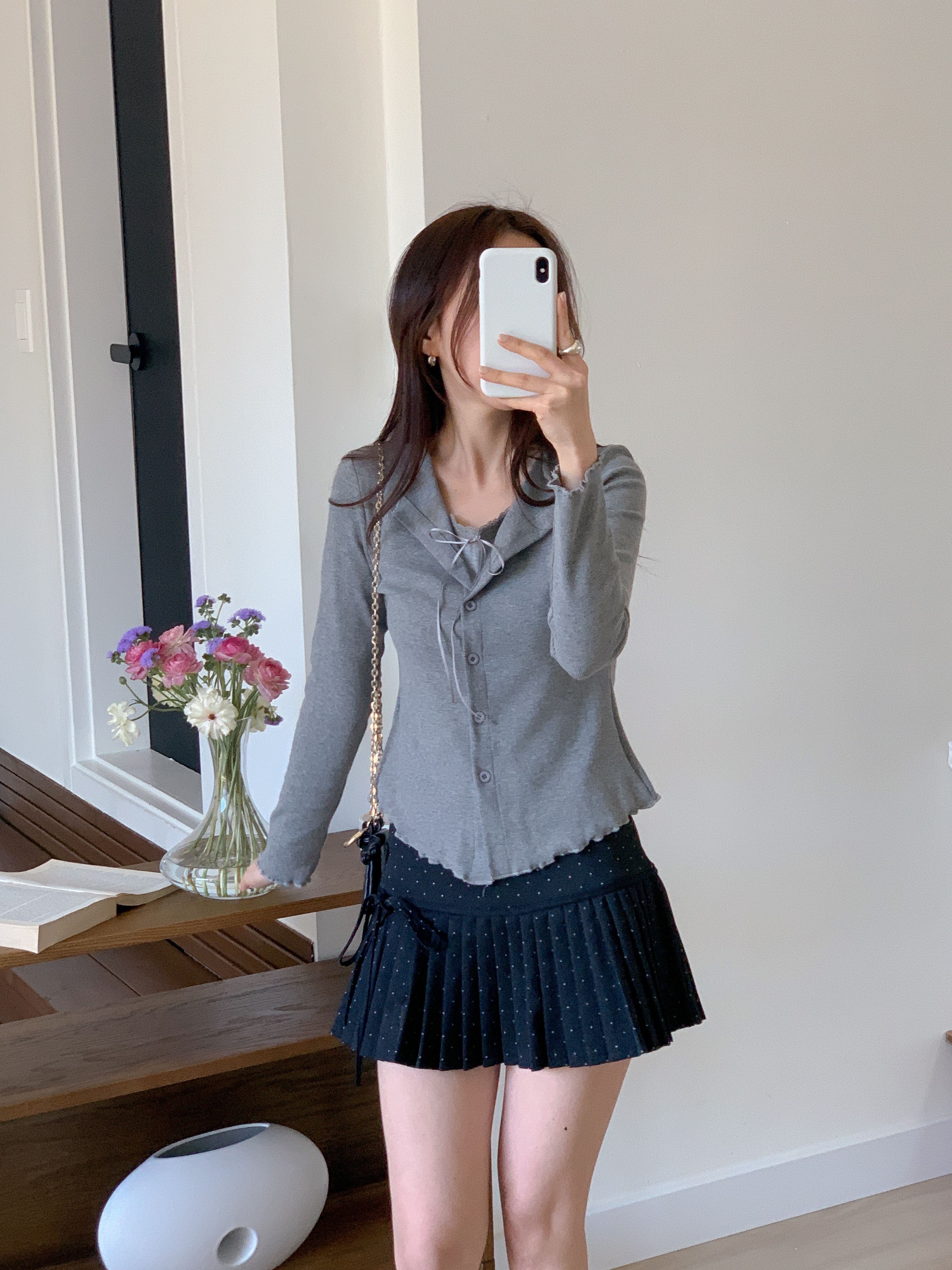 リブレースコンビリボンボタンカラーメロウレイヤード風長袖セミクロップド無地Tシャツ | 詳細画像13