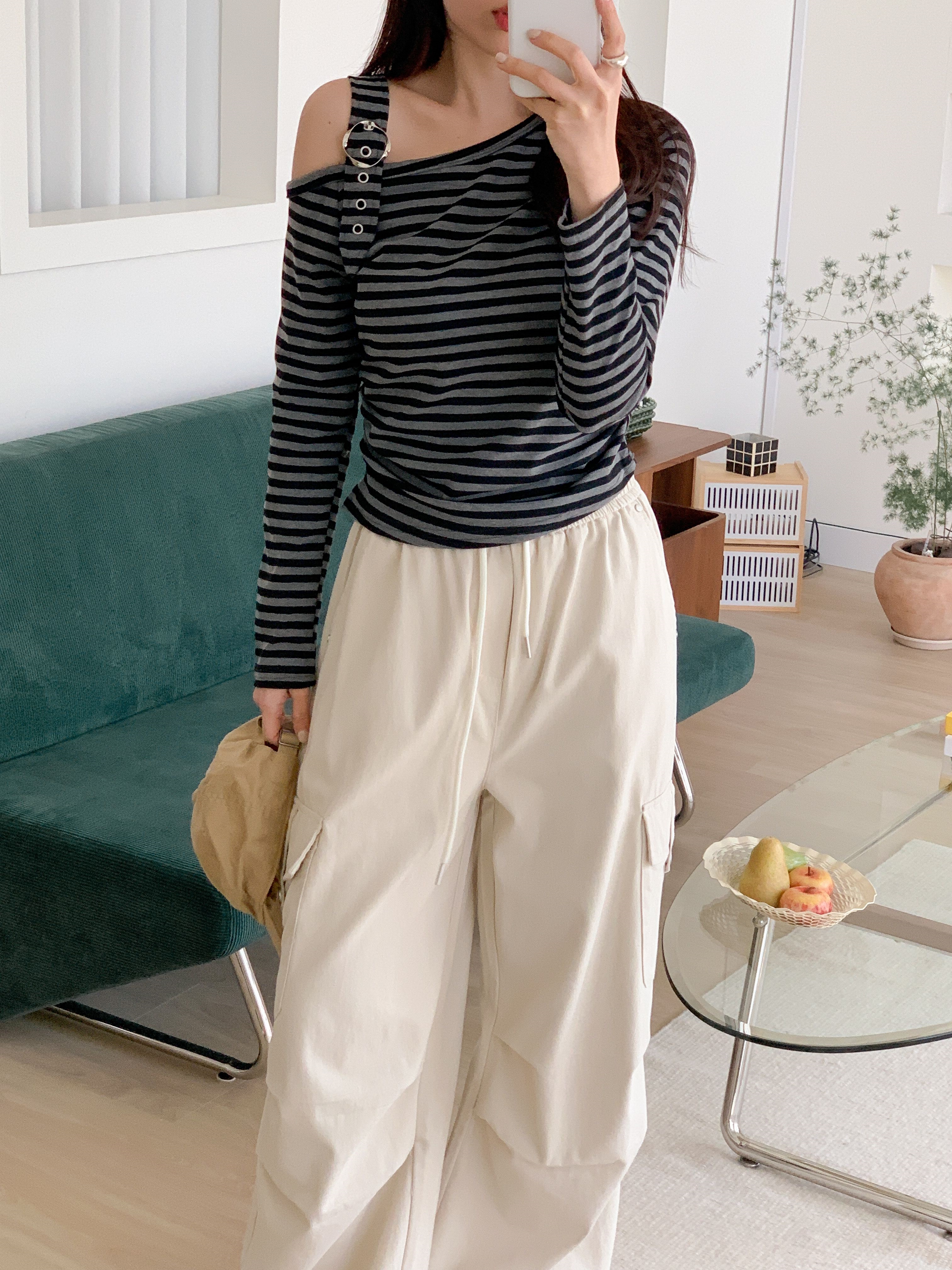 ワンショルダーアンバランスネックバックルシャーリングルーズ長袖ボーダーTシャツ | 詳細画像18