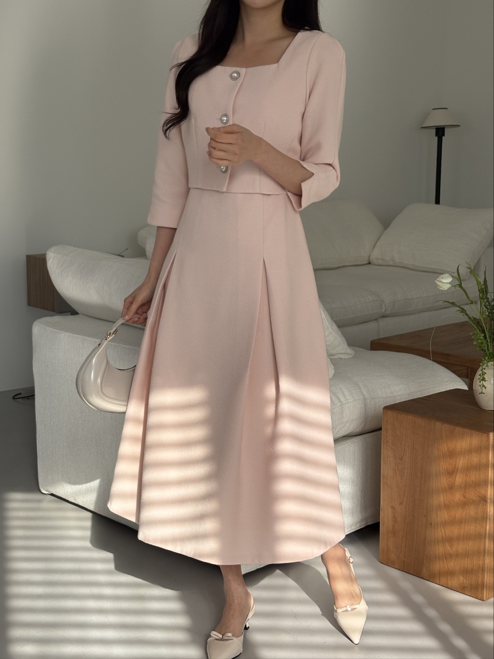 ジップアップスクエアネックピンタックパール調ボタンラインレイヤード風ロング7分袖ビジューボタンフレア無地ワンピース | 詳細画像19