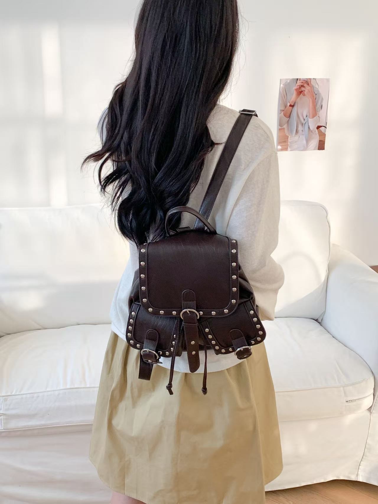 レザー調バックルドローストリングポケットスタッズマグネットボタンバックパック | 詳細画像4