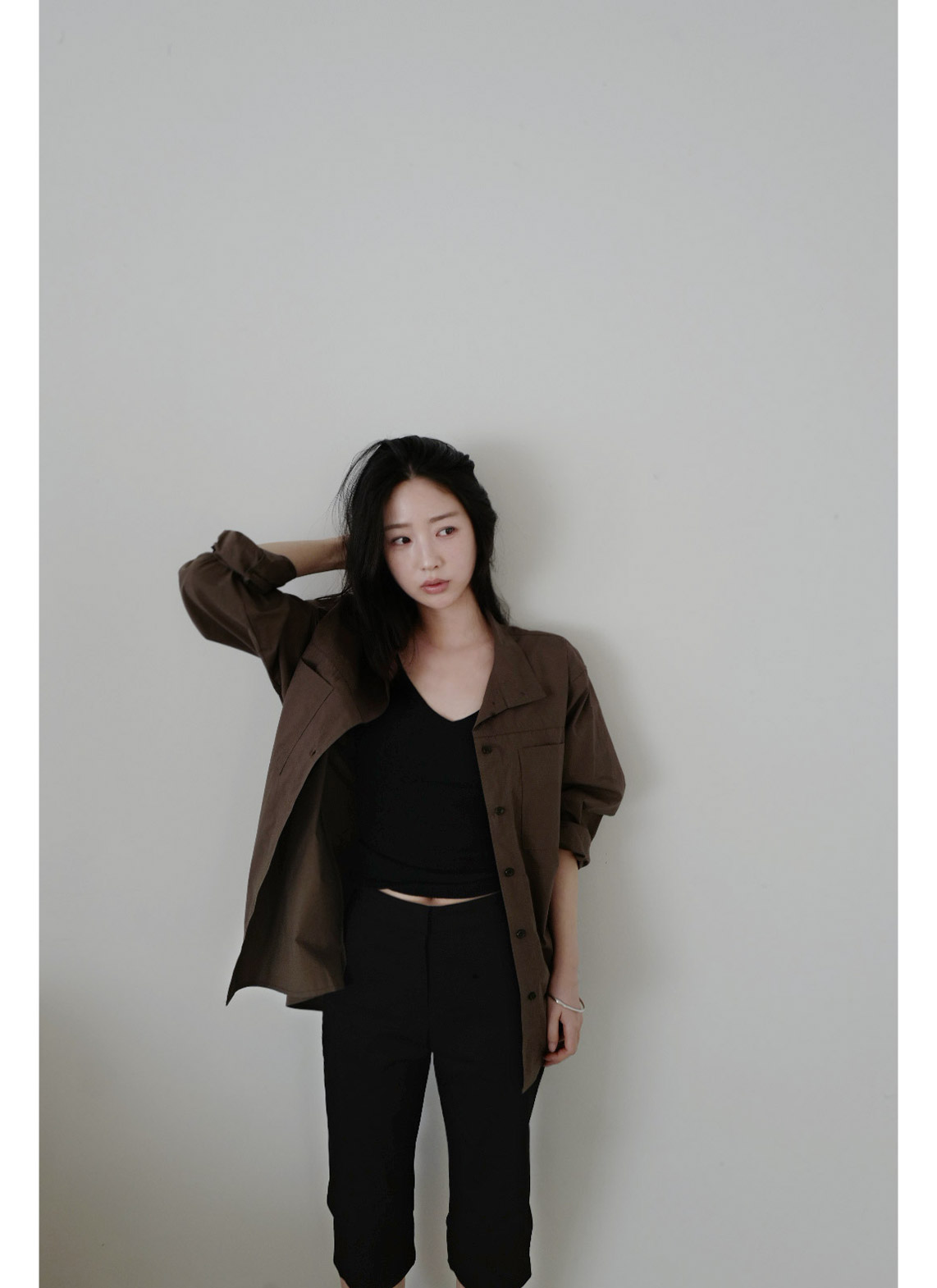 アクリルVネックスリム無地ビスチェオールシーズン | 詳細画像10