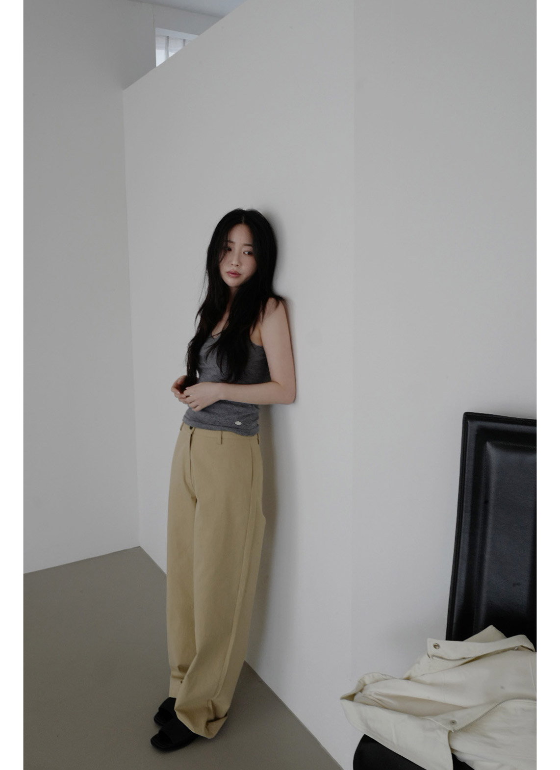 アクリルVネックスリム無地ビスチェオールシーズン | 詳細画像7