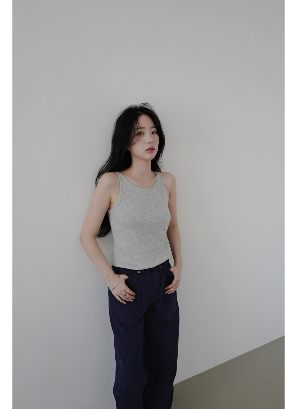 ウール混アクリルラウンドネックスリム無地ニットオールシーズン | 詳細画像15