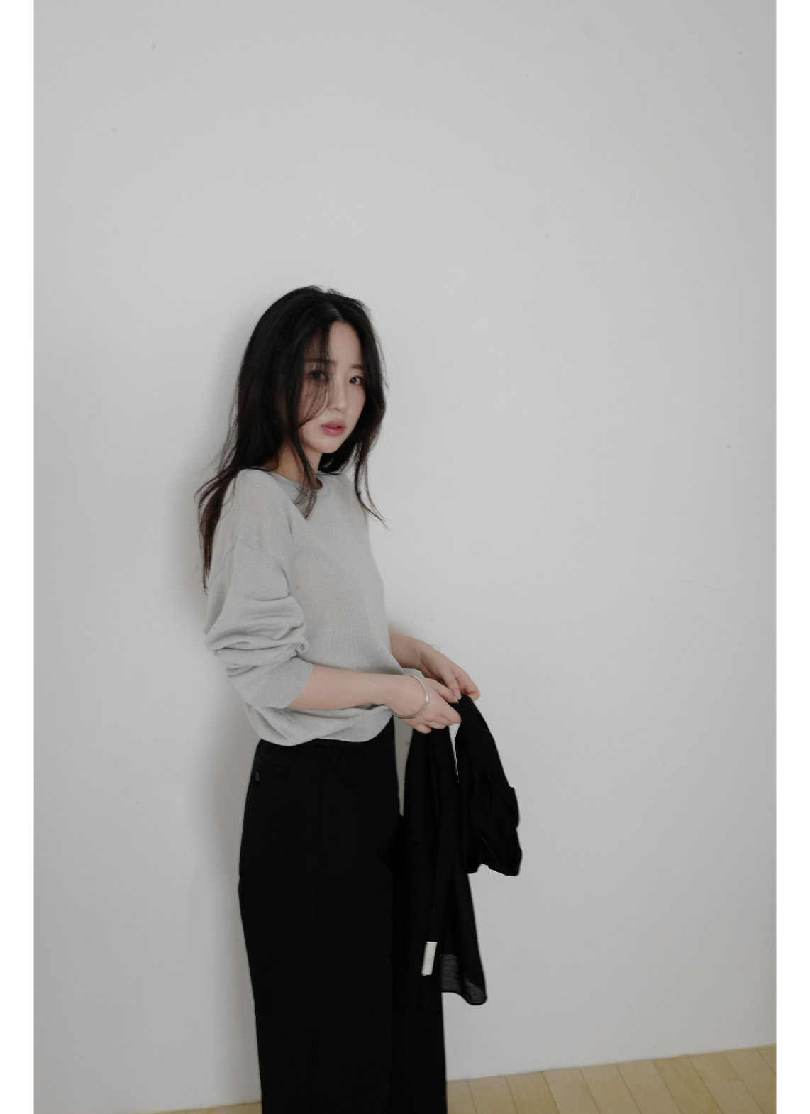 アクリルラウンドネックラインベーシック無地ニット春夏秋 | 詳細画像7