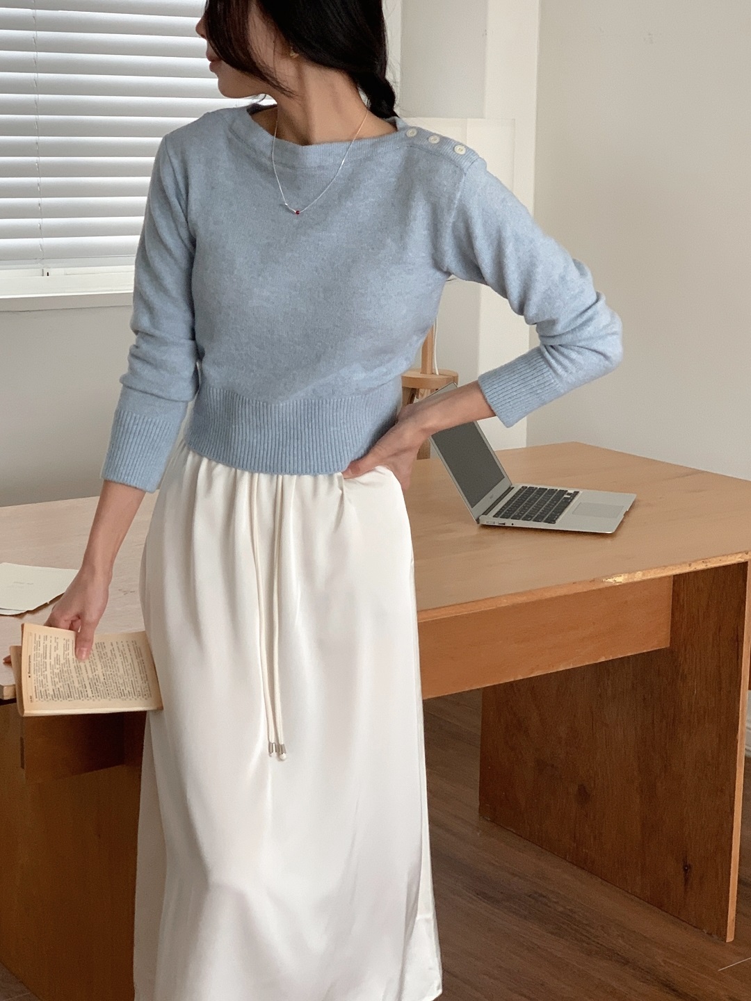 ボタンボートネックベーシック長袖ニット | 詳細画像3