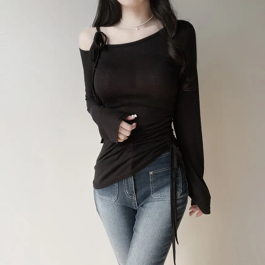 シースルーワンショルダーアンバランスネックシャーリングドローストリング長袖Tシャツ | mirangmirang | 詳細画像32