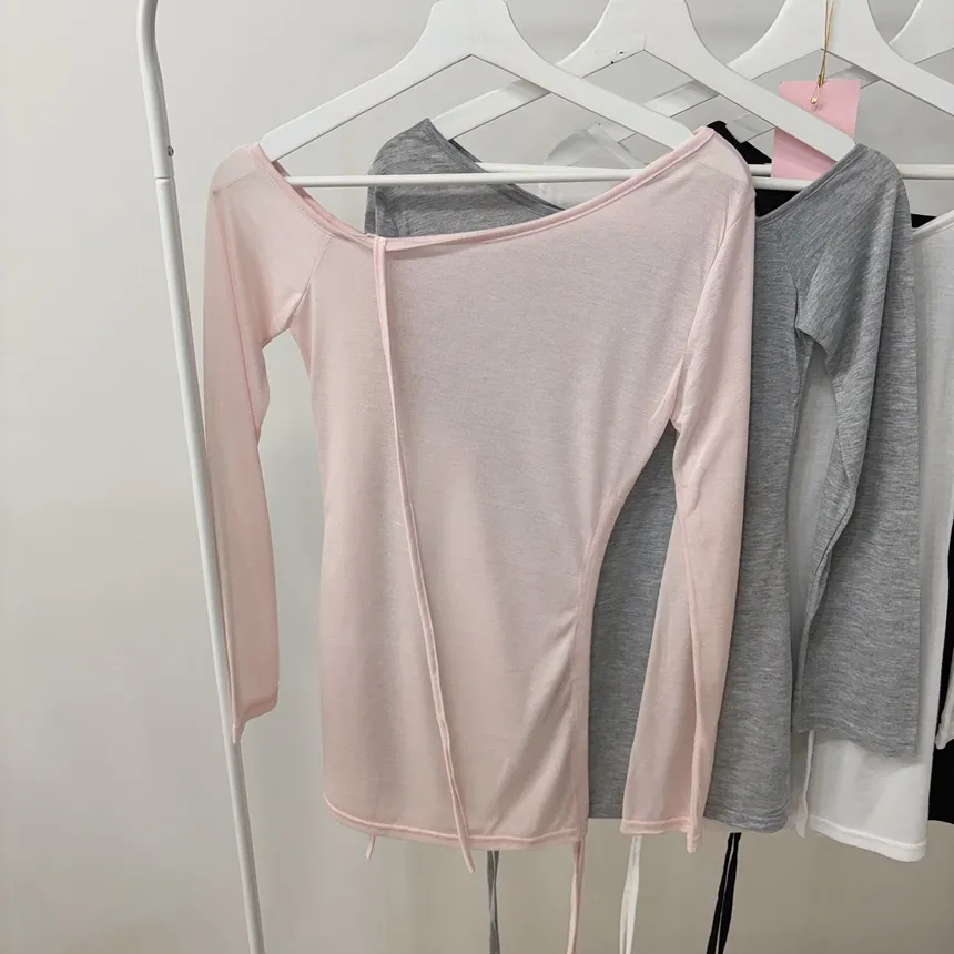 シースルーワンショルダーアンバランスネックシャーリングドローストリング長袖Tシャツ | mirangmirang | 詳細画像36