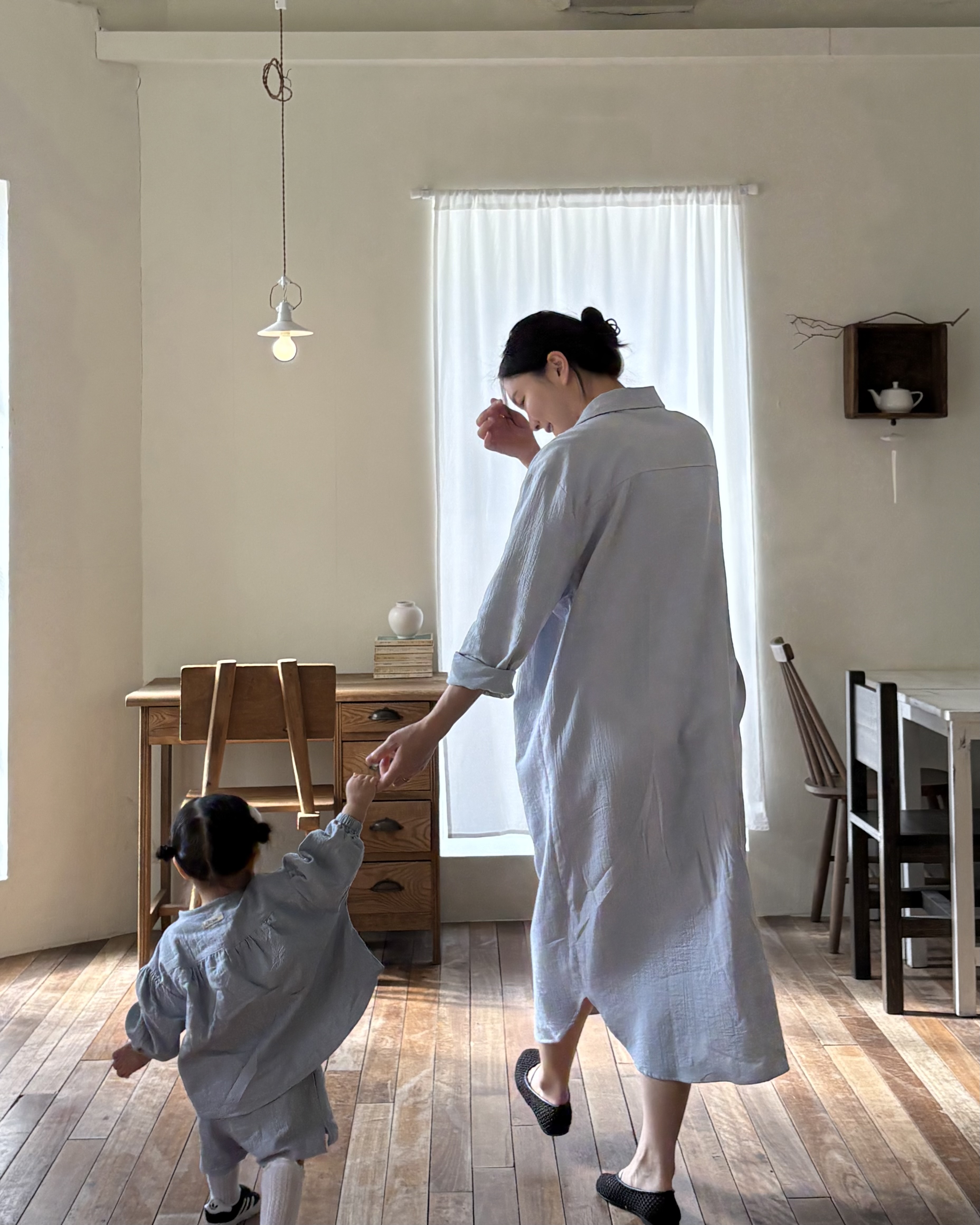 カラーロングルーズ長袖ワンピース | 詳細画像11