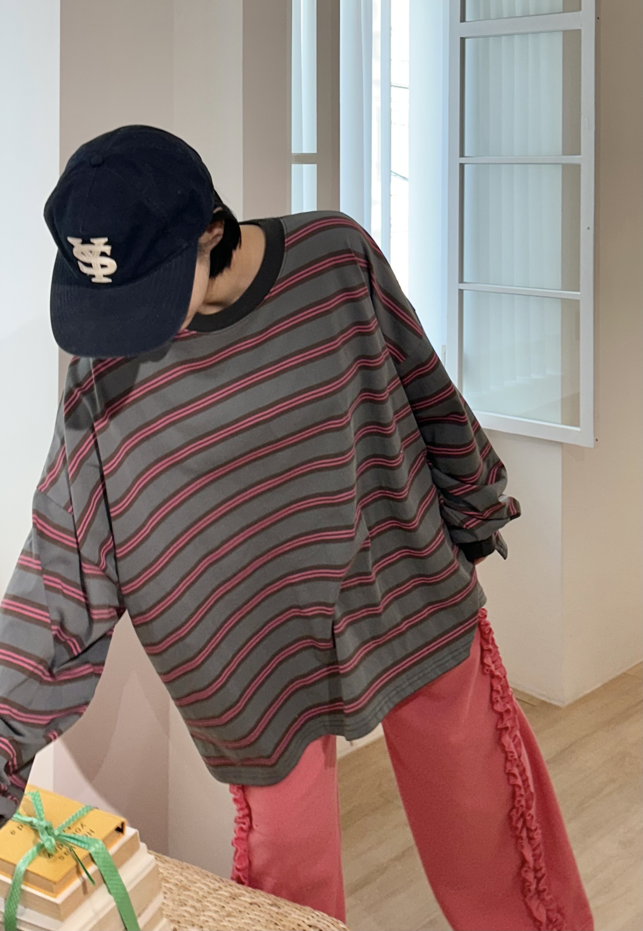 コットンラウンドネックベーシックボクシールーズ長袖ボーダー配色Tシャツ | 詳細画像9