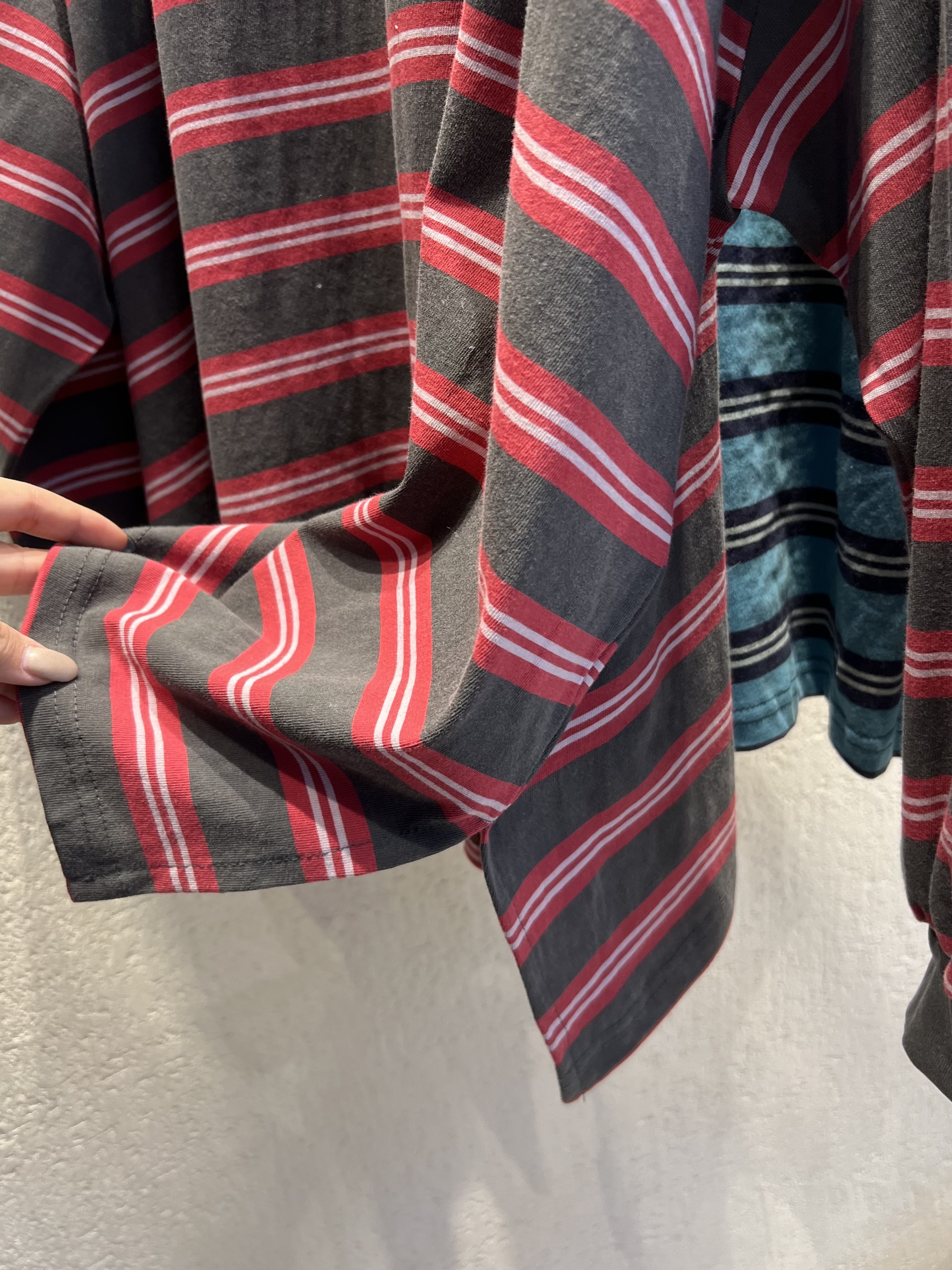 コットンラウンドネックベーシックボクシールーズ長袖ボーダー配色Tシャツ | 詳細画像24