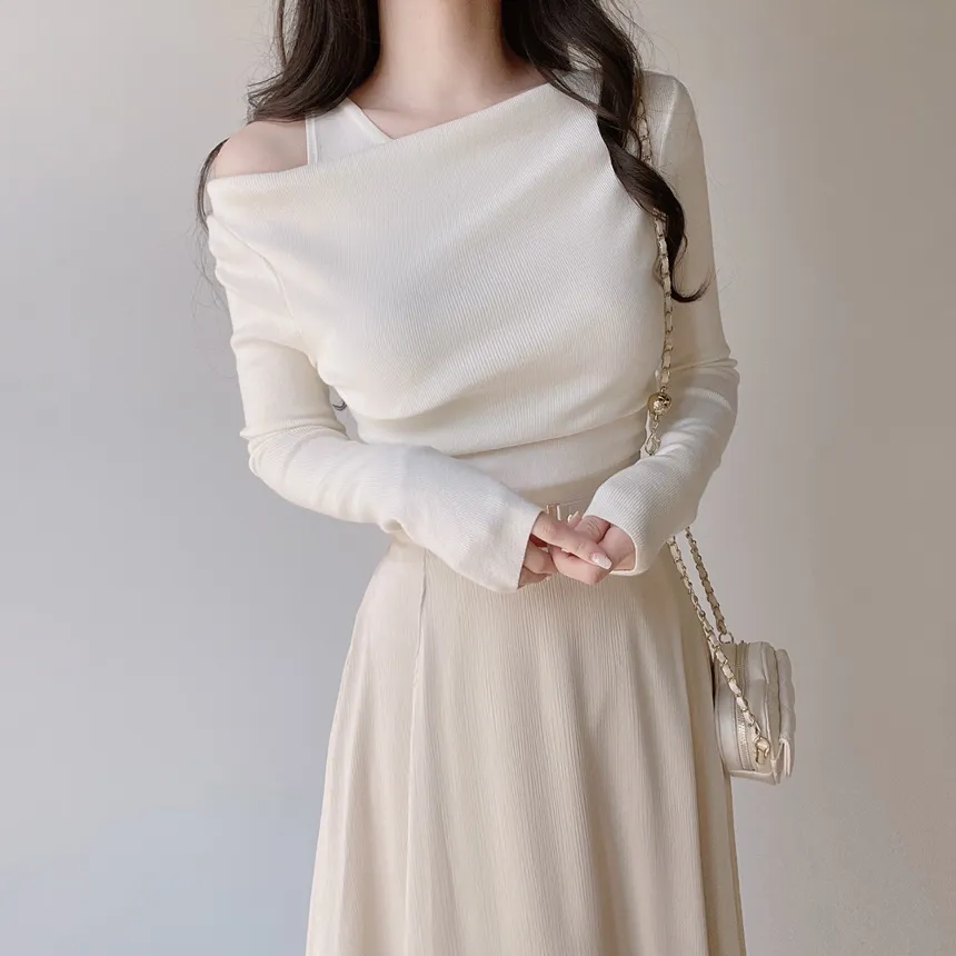 レイヤード風オフショルダー長袖ニット | mirangmirang | 詳細画像27