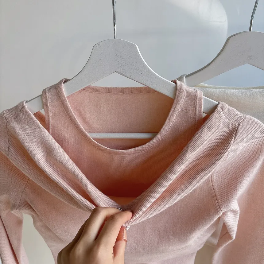 レイヤード風オフショルダー長袖ニット | mirangmirang | 詳細画像32