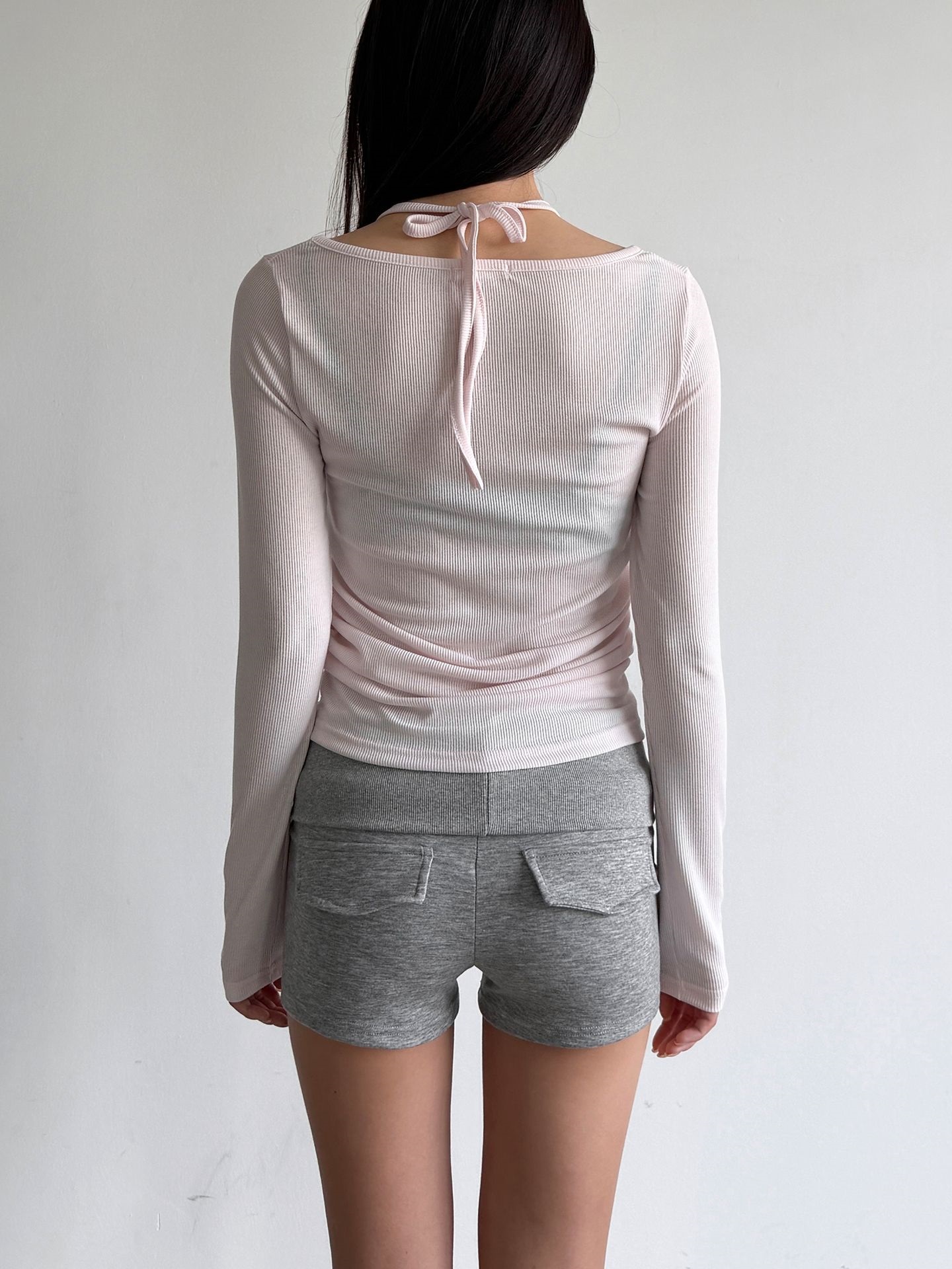 ホルターネックベーシックスリムレイヤード風長袖配色Tシャツ | 詳細画像10