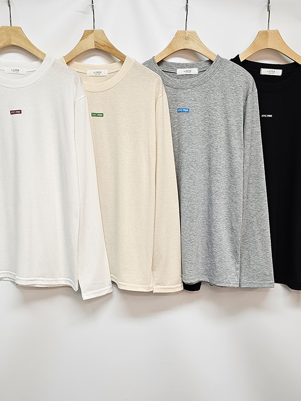 コットンラウンドネックベーシック長袖ロゴTシャツ | 詳細画像15