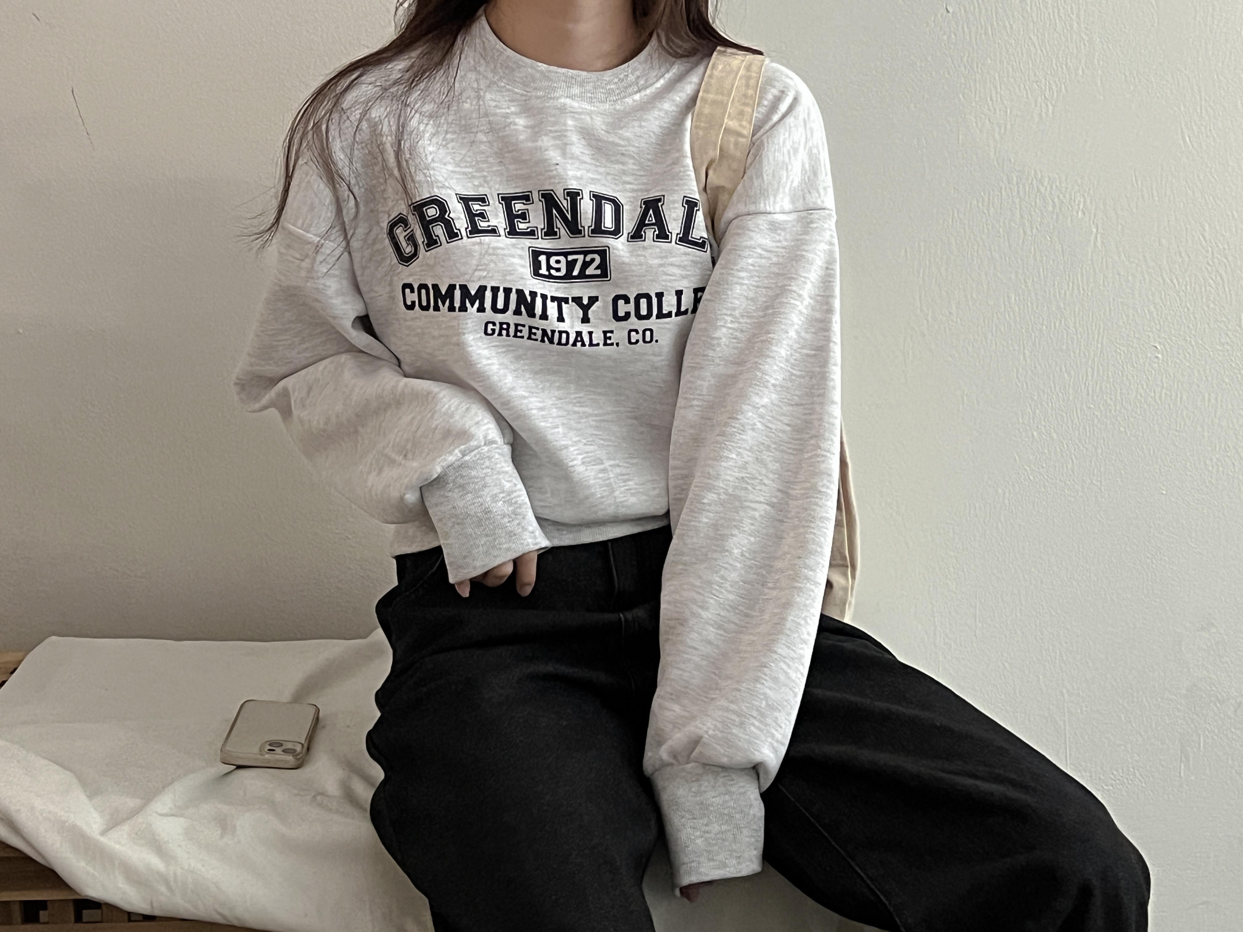 ラウンドネックベーシック長袖ロゴスウェット | 詳細画像4