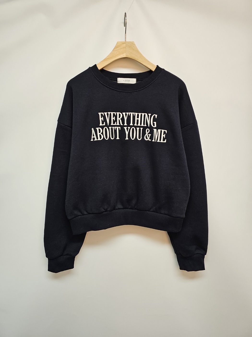 ラウンドネックベーシック長袖刺繍ロゴスウェット | 詳細画像13