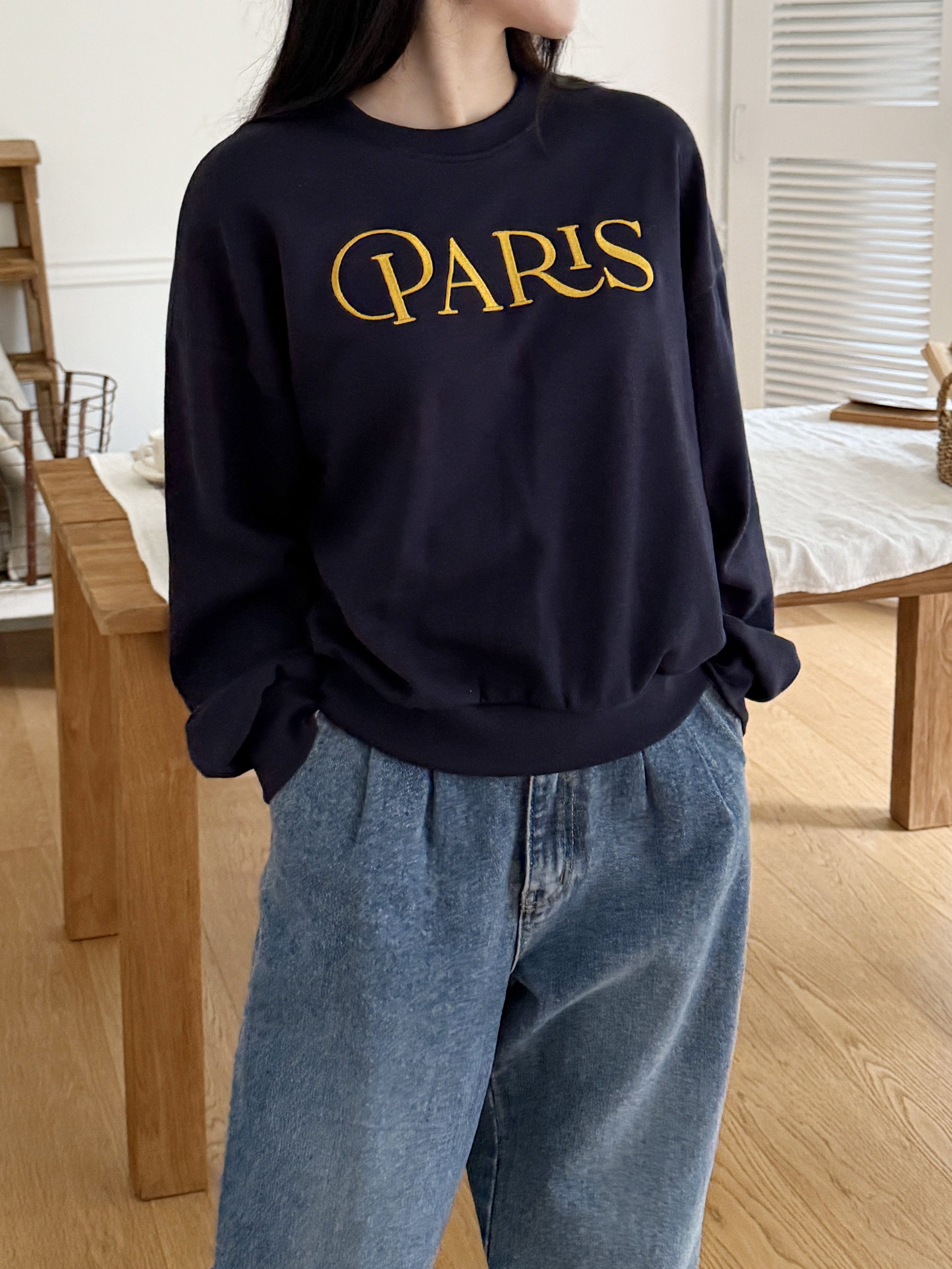 ラウンドネックルーズ長袖刺繍ロゴスウェット | 詳細画像5