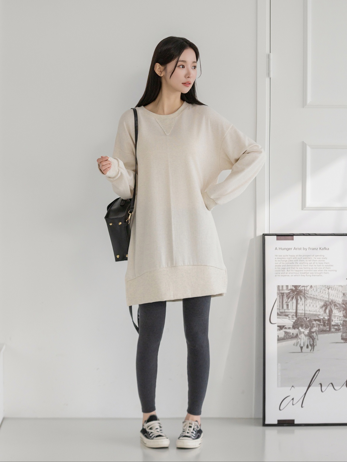 コットンラウンドネックスリットベーシック長袖ミディワンピース | 詳細画像2