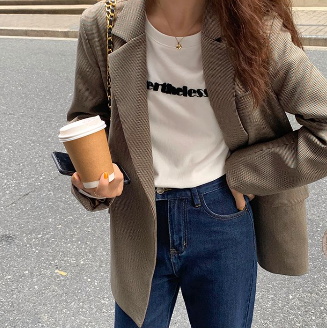 ラウンドネックベーシック長袖レタリングTシャツ | 詳細画像9