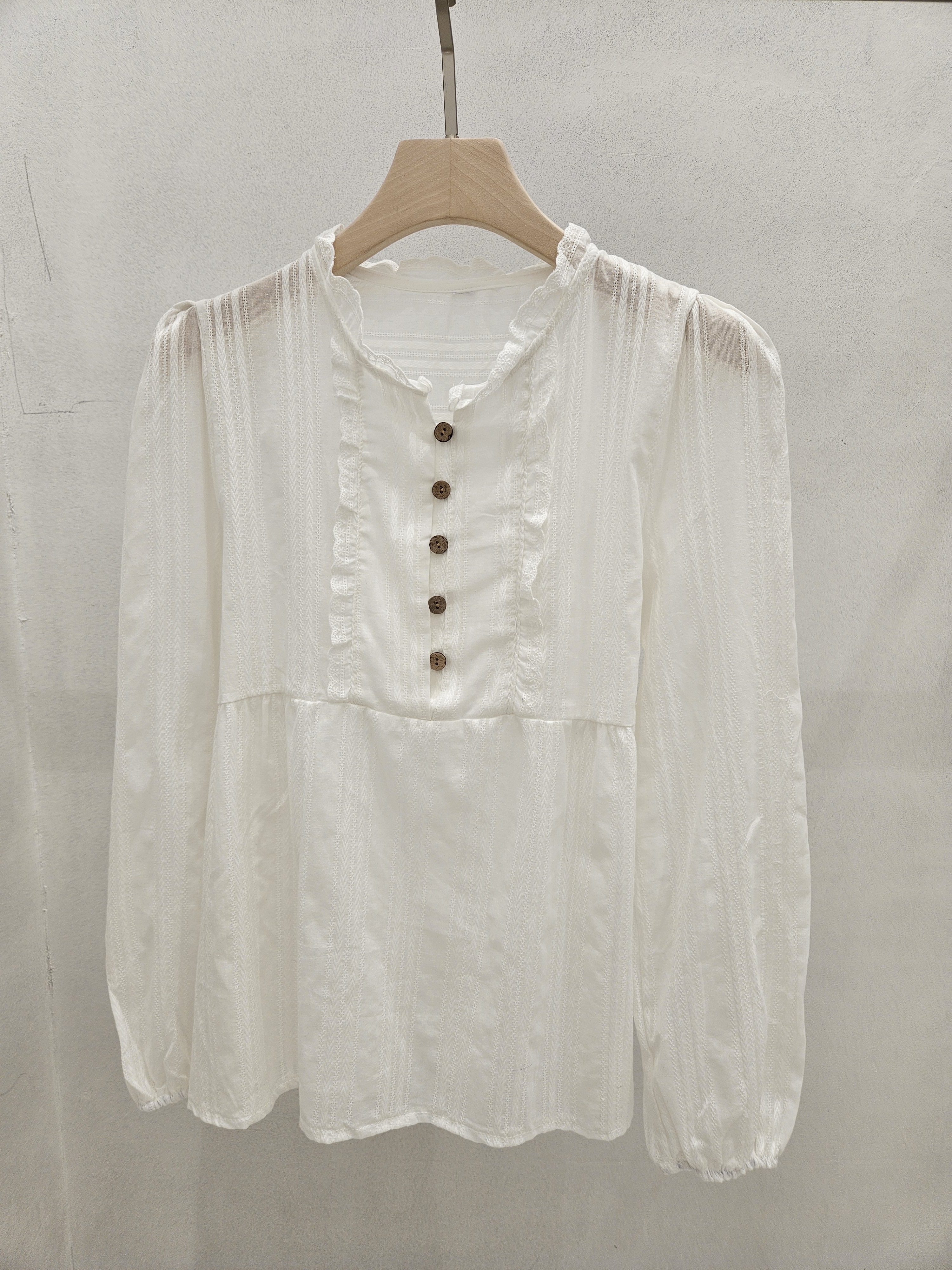 レースコットンボタンパフスリーブ長袖フリル ネックブラウス | 詳細画像11