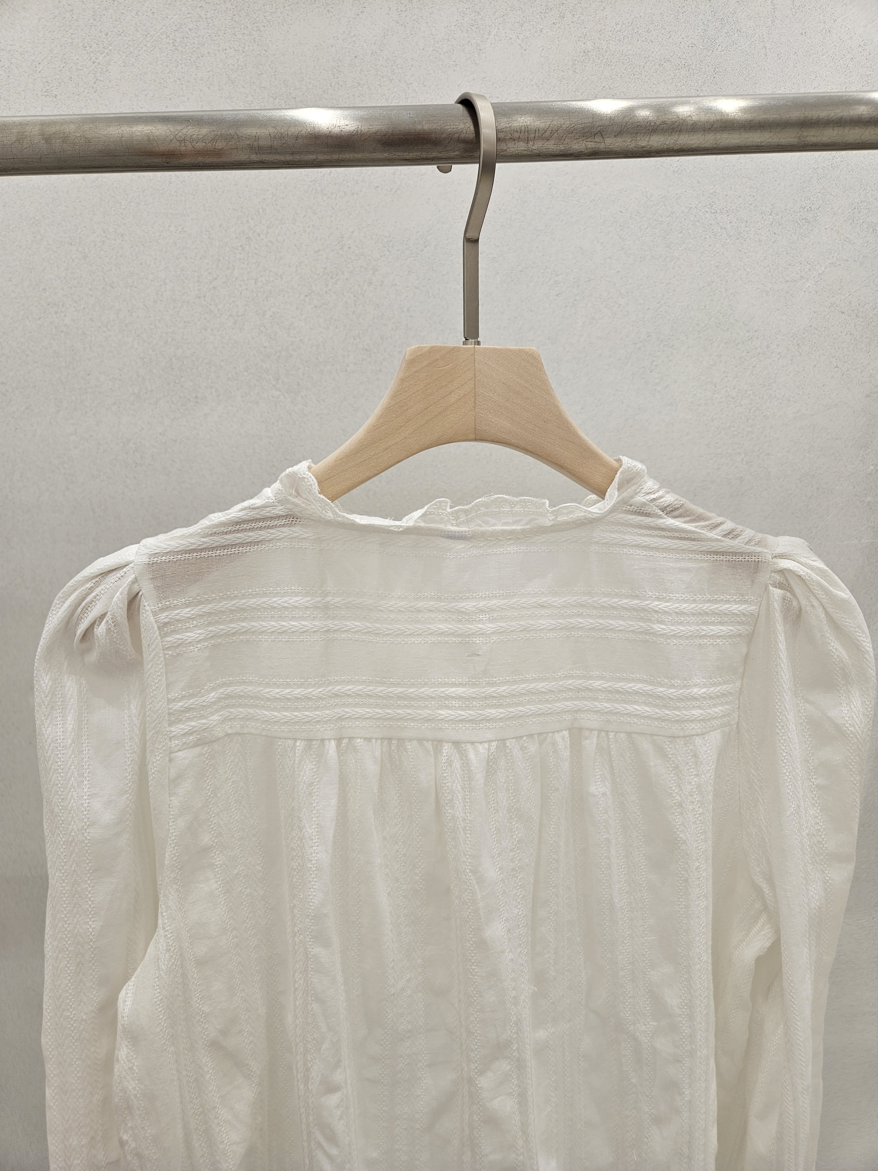 レースコットンボタンパフスリーブ長袖フリル ネックブラウス | 詳細画像14