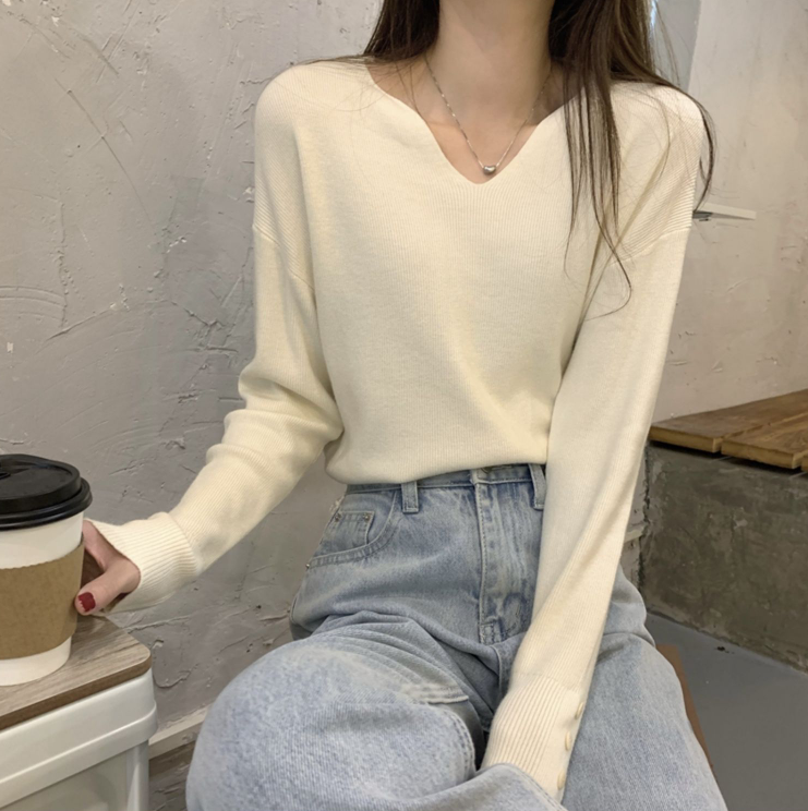 Vネック長袖ボタンスリーブニット | 詳細画像12