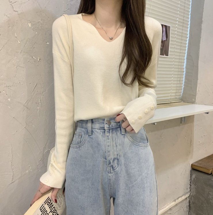 Vネック長袖ボタンスリーブニット | 詳細画像13