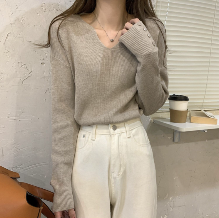 Vネック長袖ボタンスリーブニット | 詳細画像19