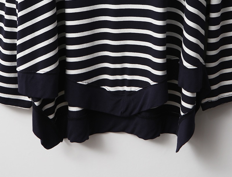 ラウンドネックルーズアンバランス長袖ボーダーTシャツ | 詳細画像17