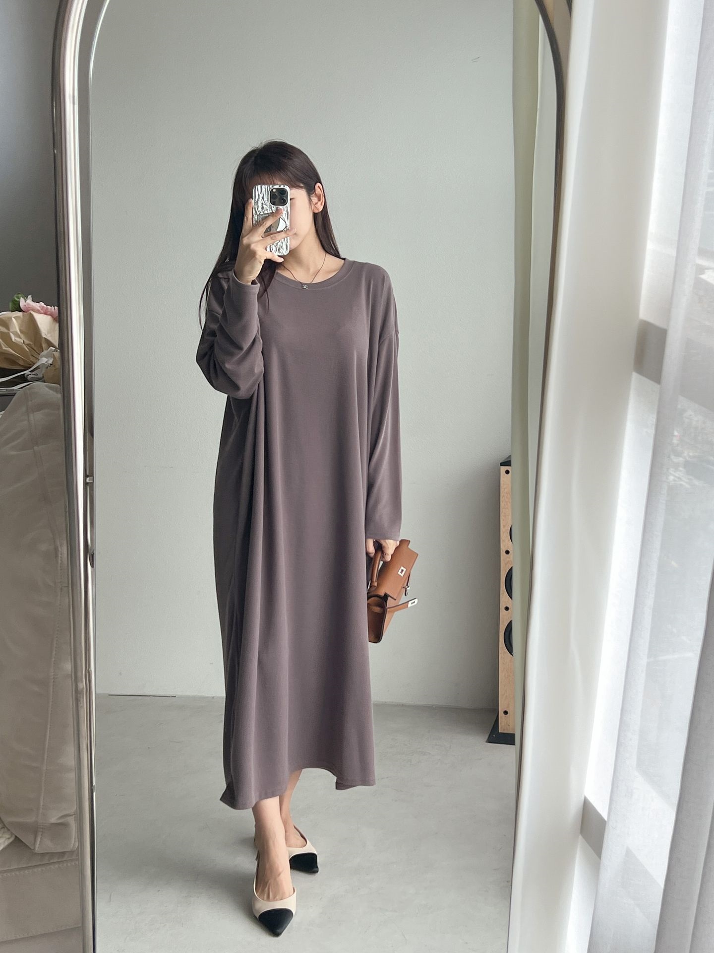 ラウンドネックボクシーロング長袖無地ワンピース | 詳細画像3