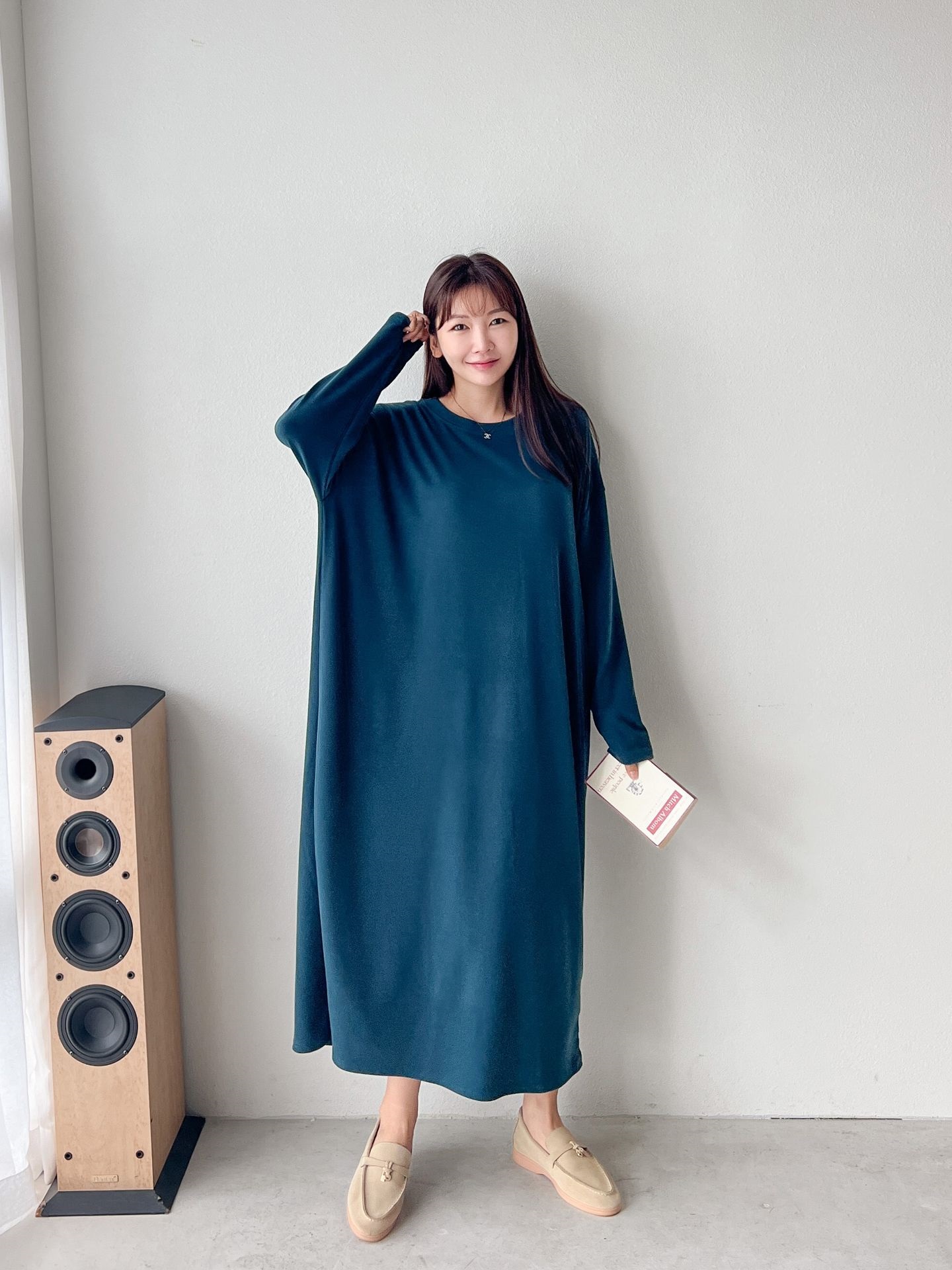 ラウンドネックボクシーロング長袖無地ワンピース | 詳細画像13