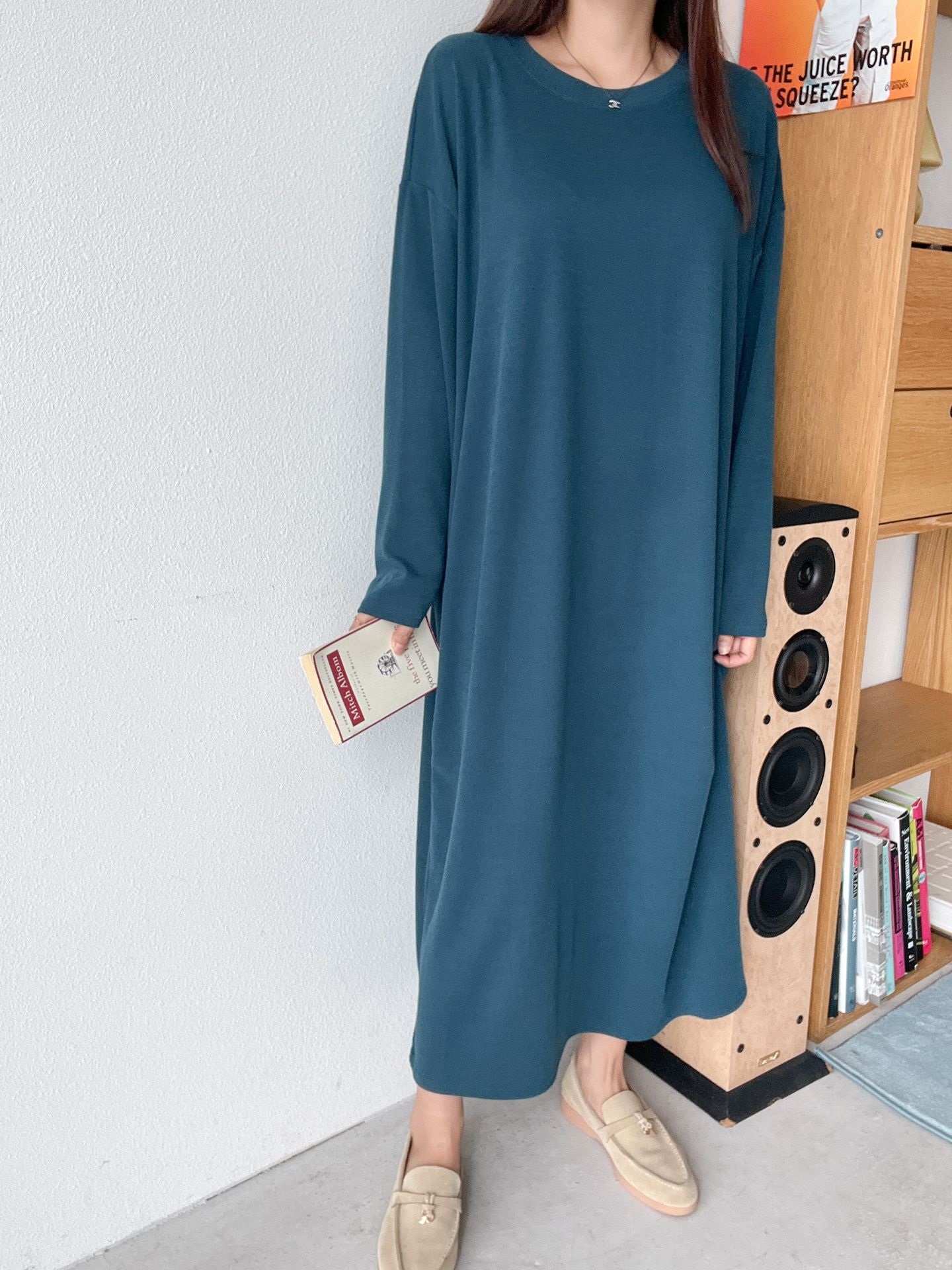 ラウンドネックボクシーロング長袖無地ワンピース | 詳細画像16