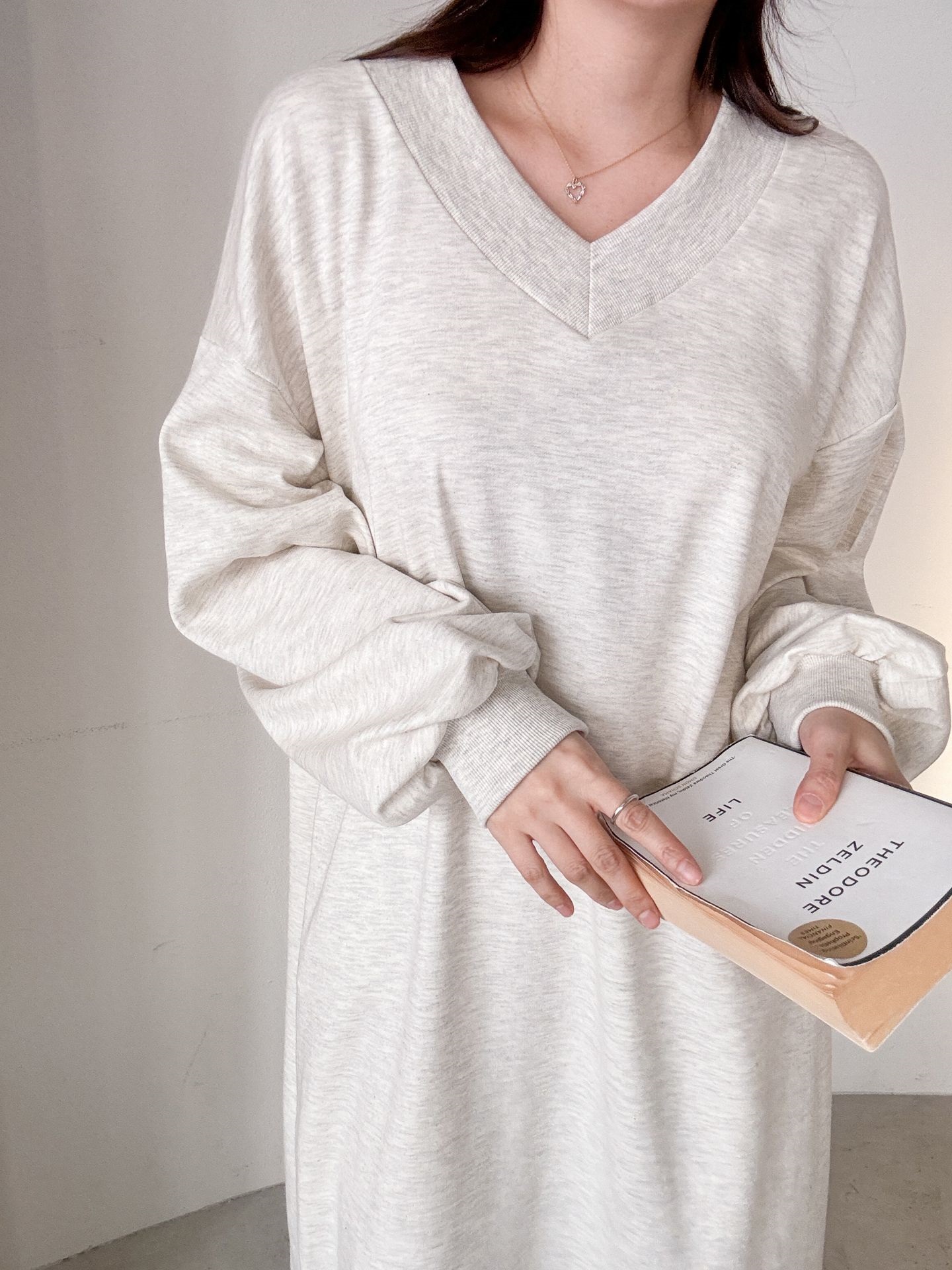 Vネックスリットポケット長袖無地ワンピース | 詳細画像5