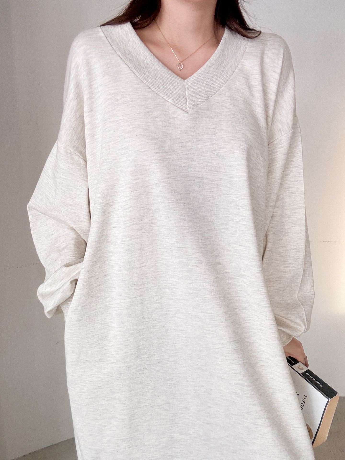 Vネックスリットポケット長袖無地ワンピース | 詳細画像6