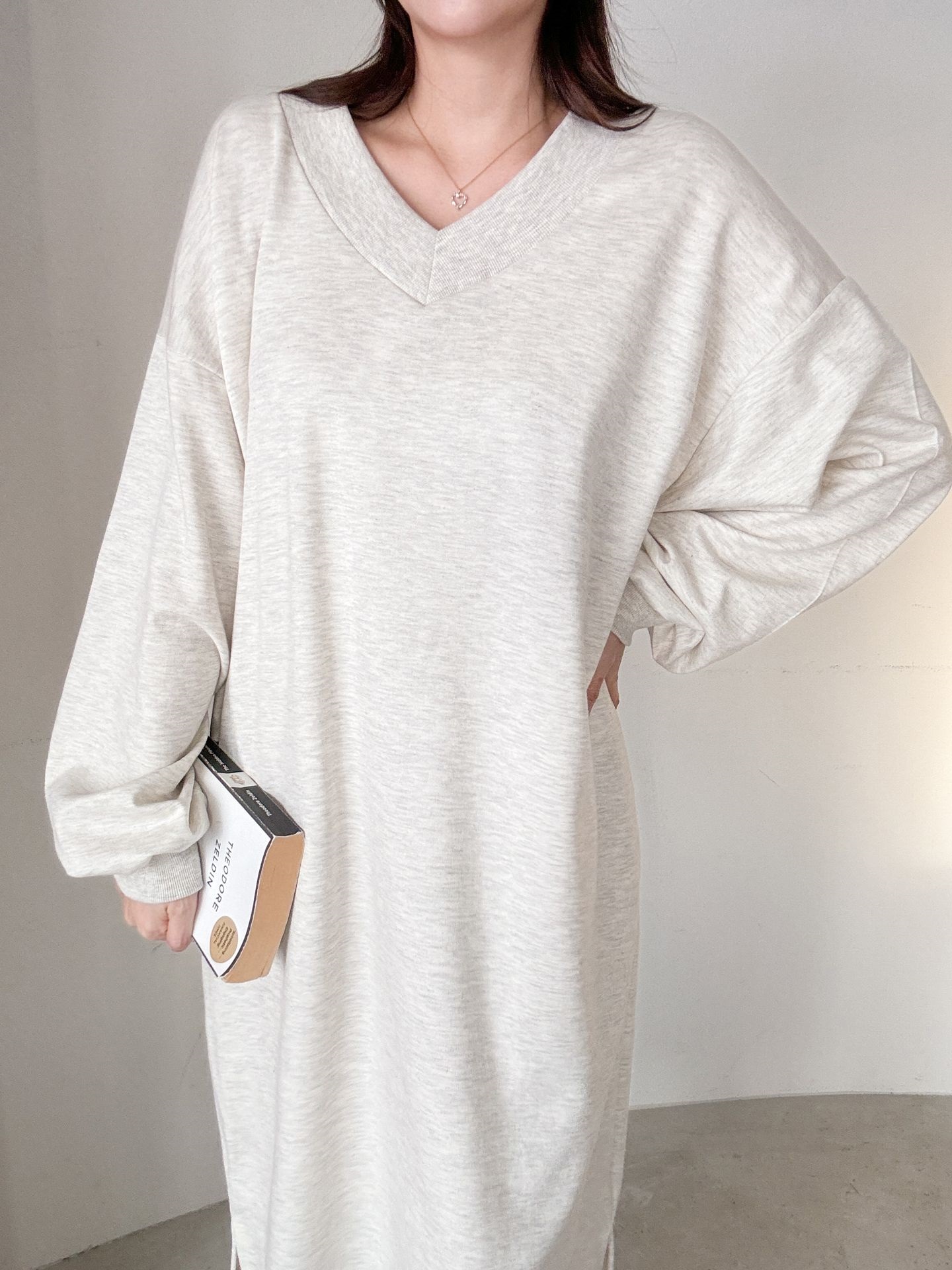 Vネックスリットポケット長袖無地ワンピース | 詳細画像8