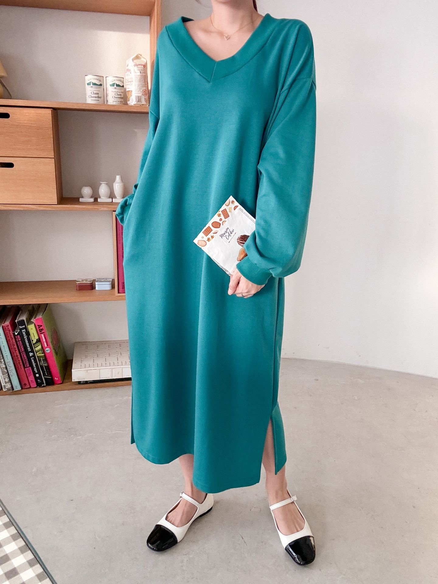 Vネックスリットポケット長袖無地ワンピース | 詳細画像15