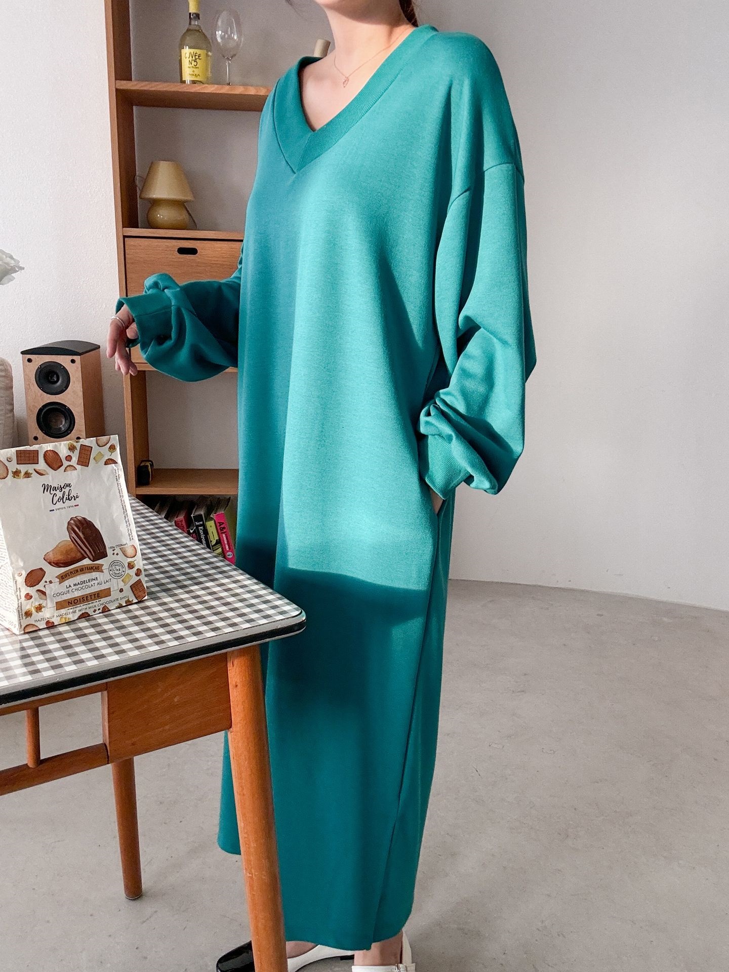 Vネックスリットポケット長袖無地ワンピース | 詳細画像21