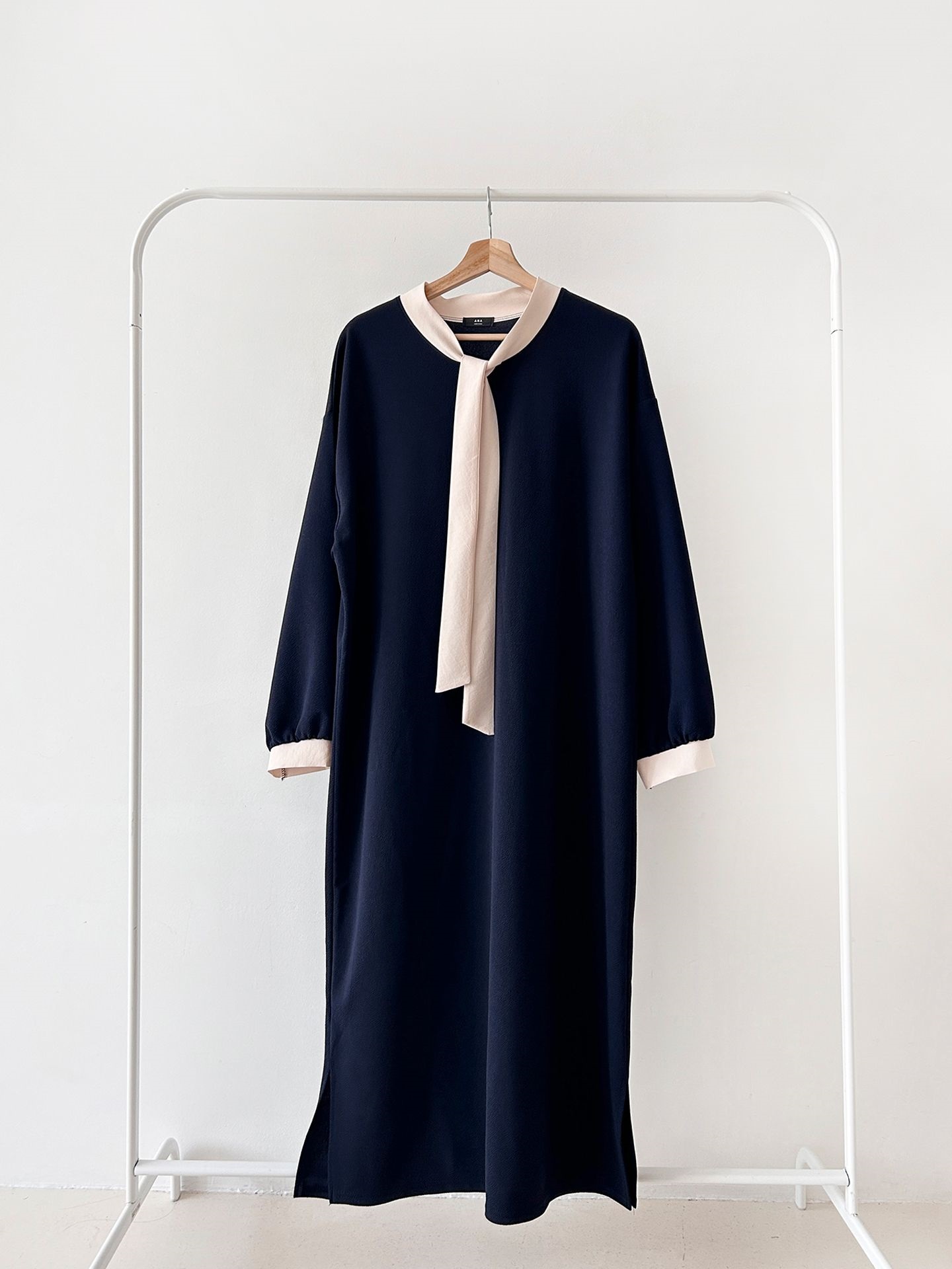 ボウタイスリットロング長袖ワンピース | 詳細画像29