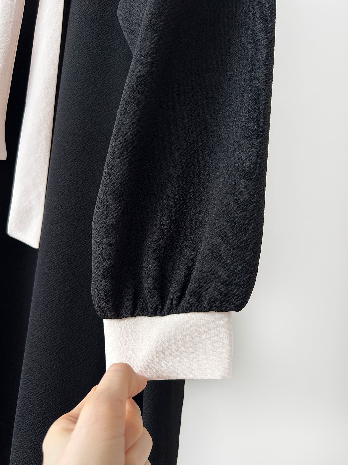 ボウタイスリットロング長袖ワンピース | 詳細画像30