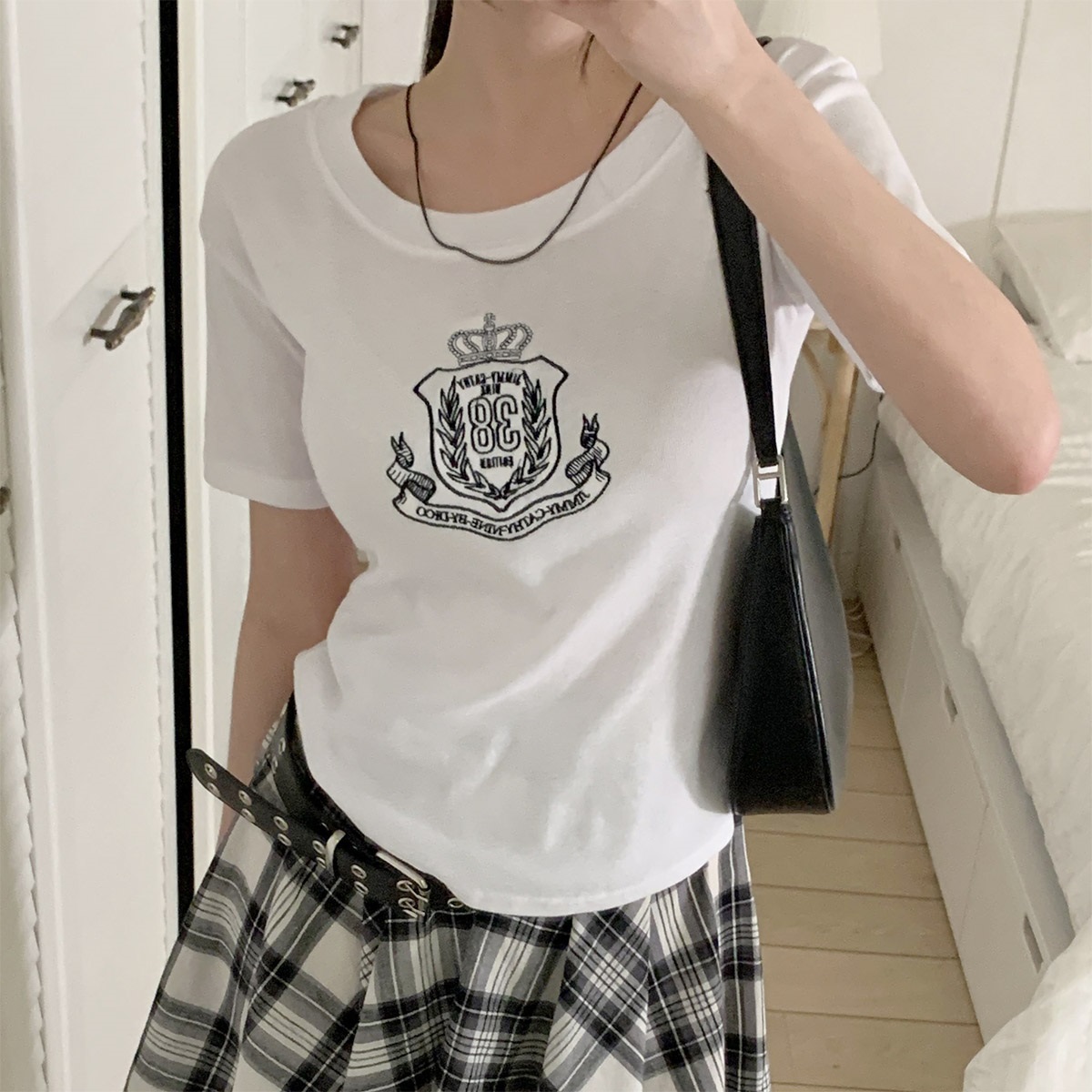 ラウンドネックベーシック半袖刺繍Tシャツ | 詳細画像7