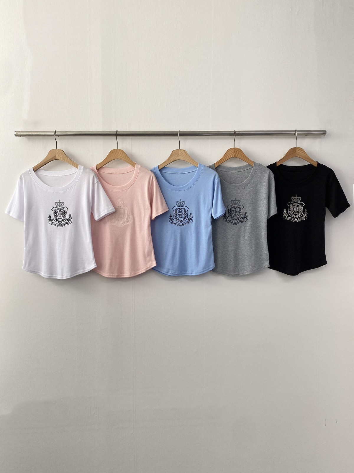 ラウンドネックベーシック半袖刺繍Tシャツ | 詳細画像14