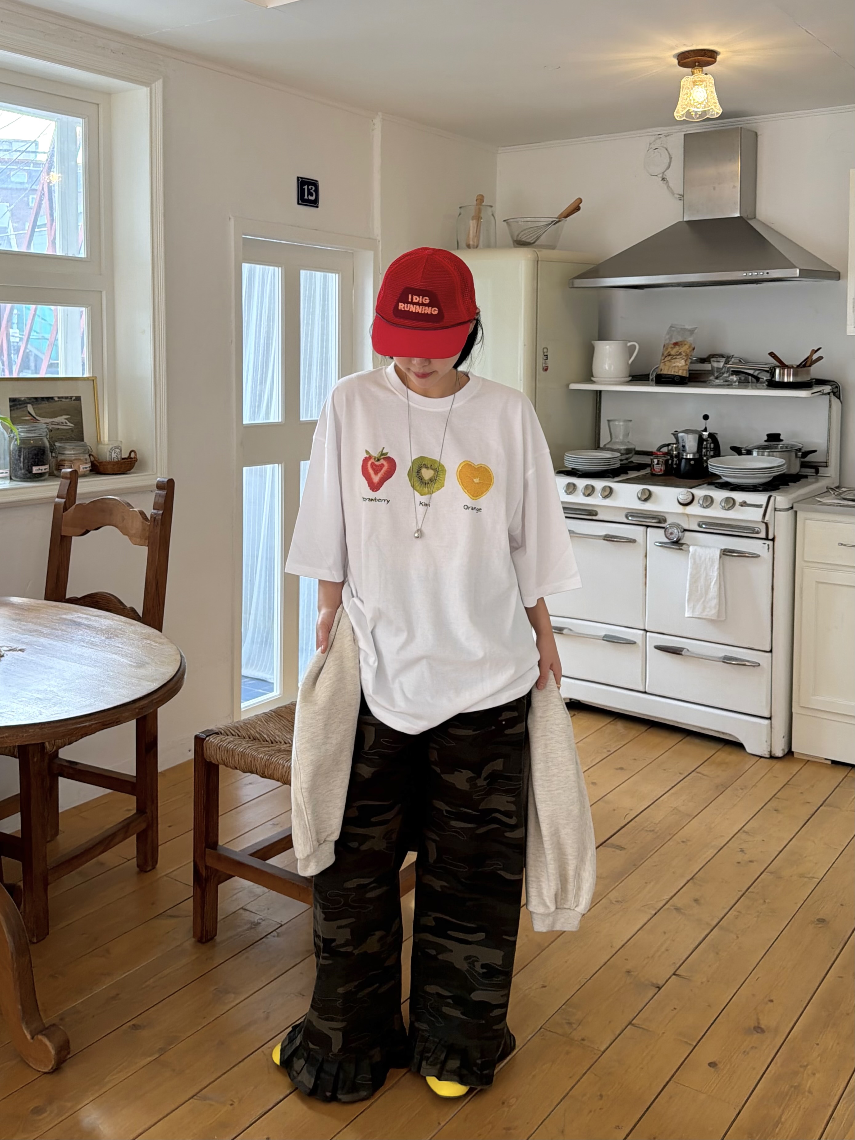 ラウンドネックオーバーサイズルーズ半袖ハーフプリントTシャツ | 詳細画像4