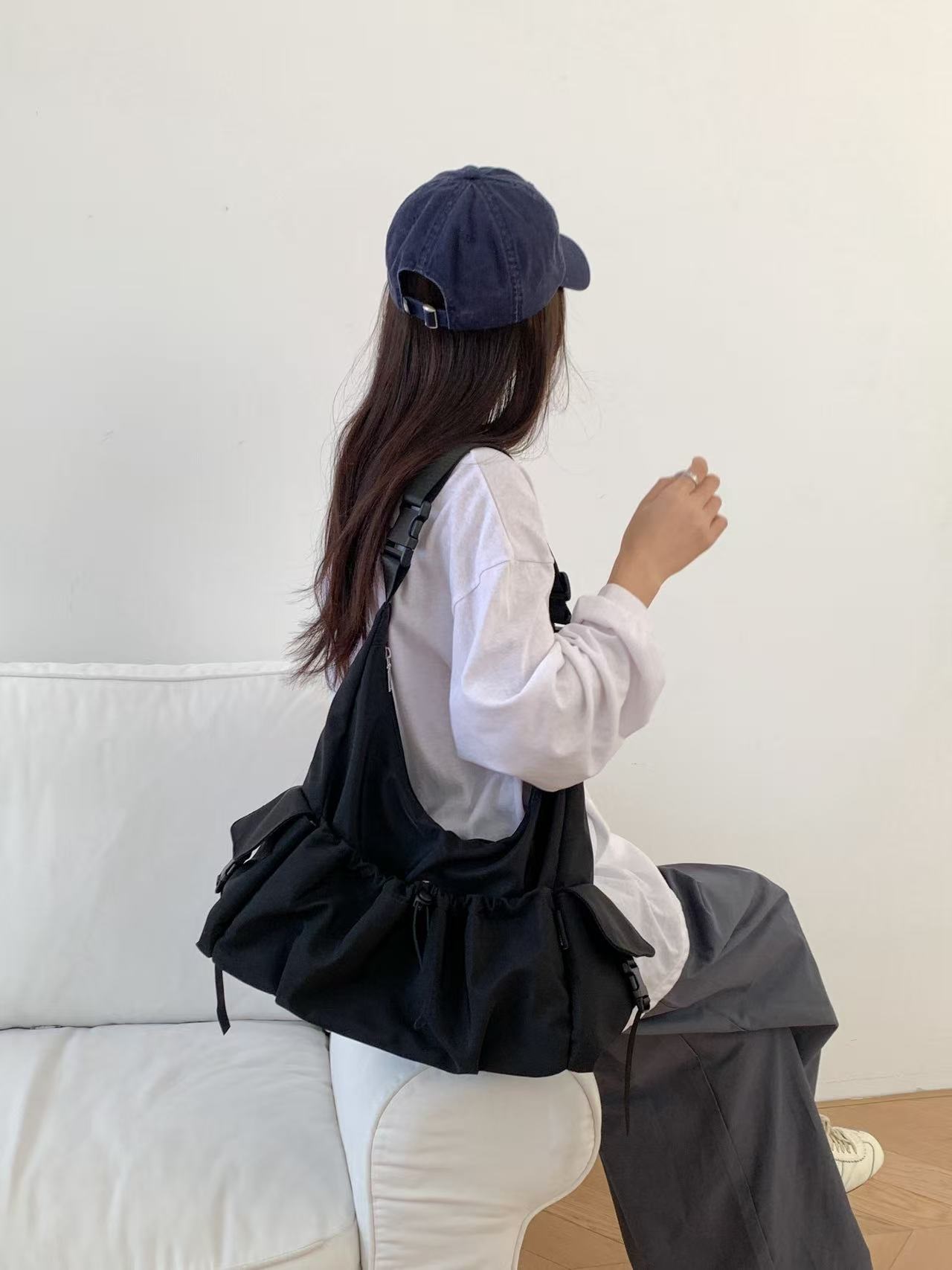 ジップアップバックルポケットドローコード無地ショルダーバッグ | 詳細画像10